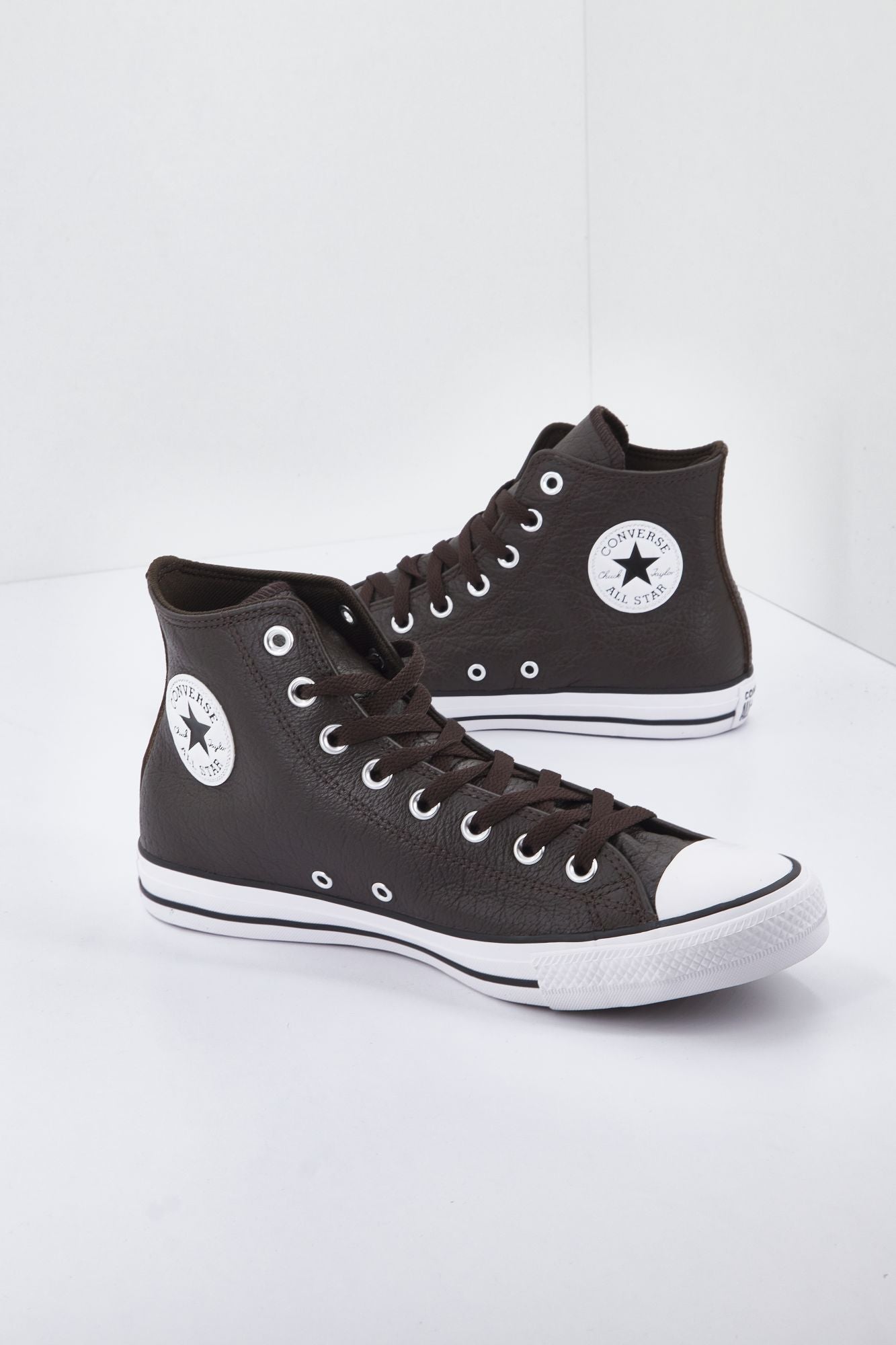 CONVERSE CHUCK TAYLOR ALL STAR TUMBLED LEATHER en color MARRON (1)