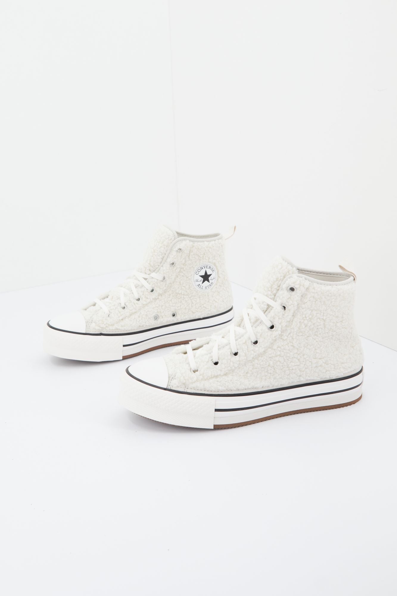 CONVERSE EVA LIFT PLATFORM SHERPA en color BLANCO (1)