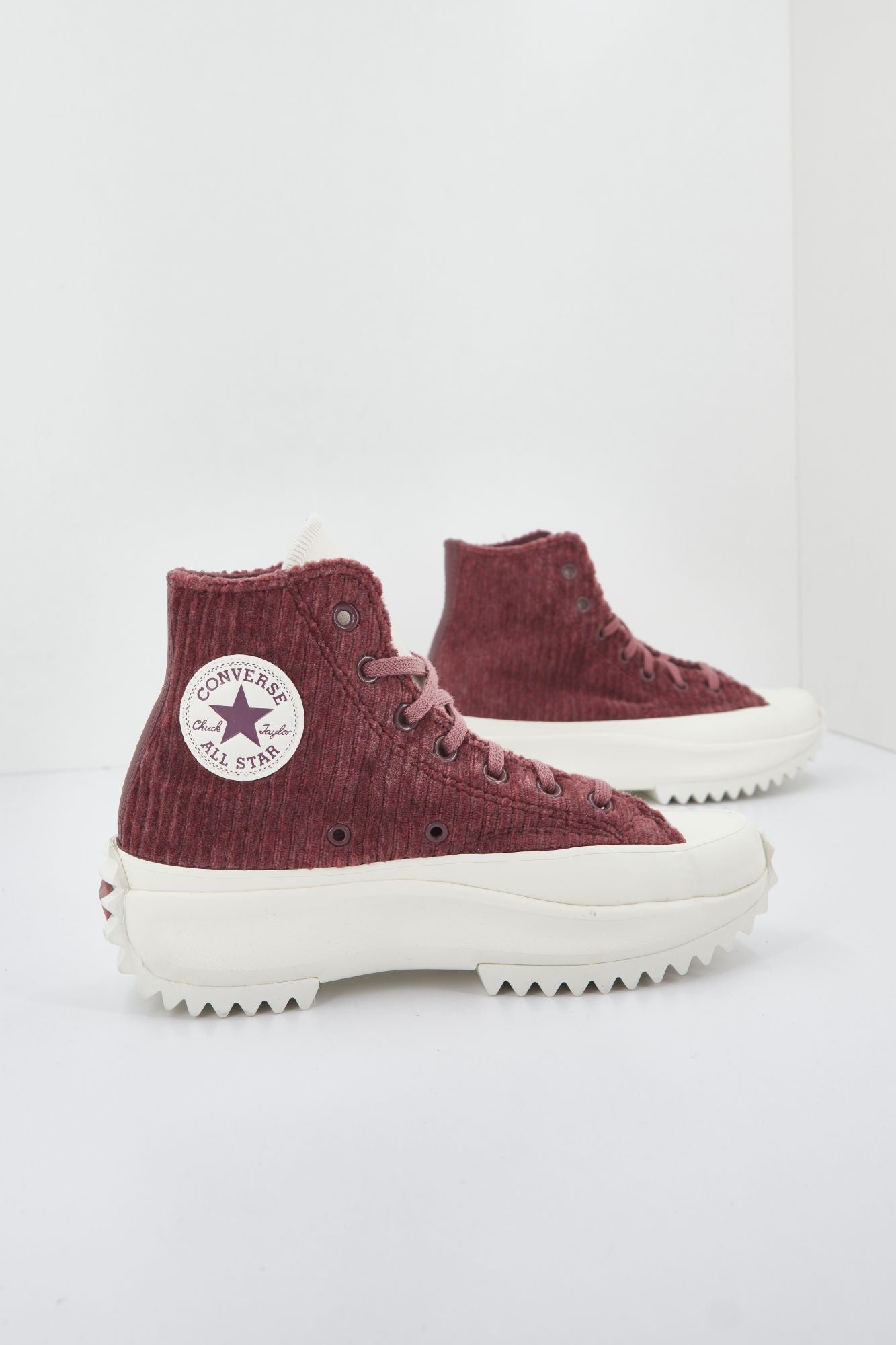 CONVERSE RUN STAR HIKE HI en color BURDEOS (1)