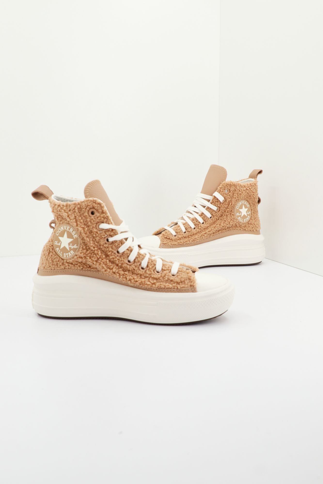 CONVERSE CHUCK TAYLOR ALL STAR MOVE PLATFORM SHERPA en color MARRON (1)