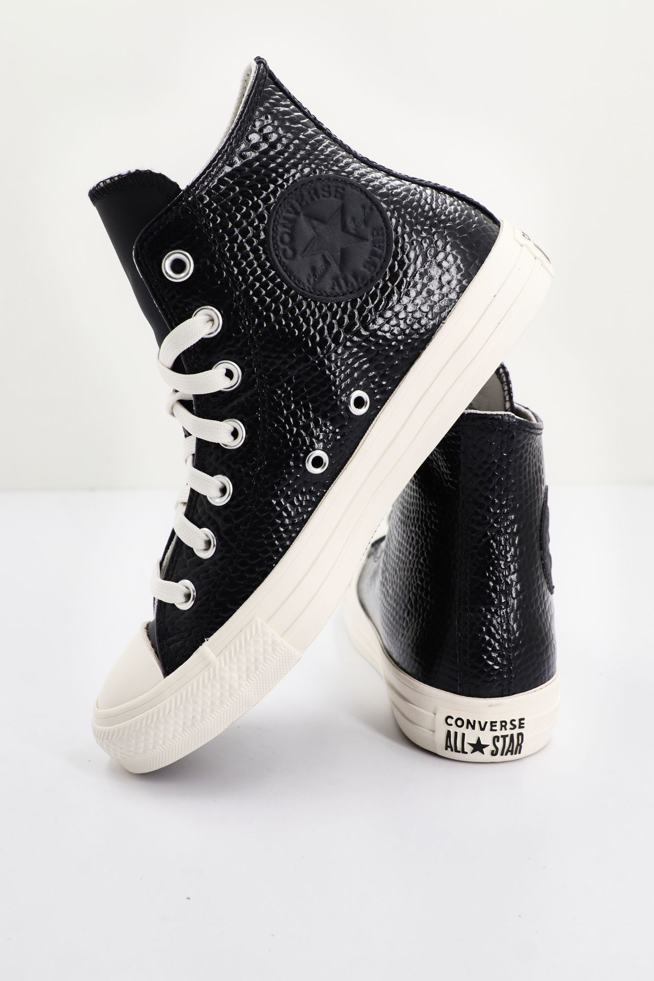 CONVERSE Chuck Taylor All Star Croco Embossed en color NEGRO (2)