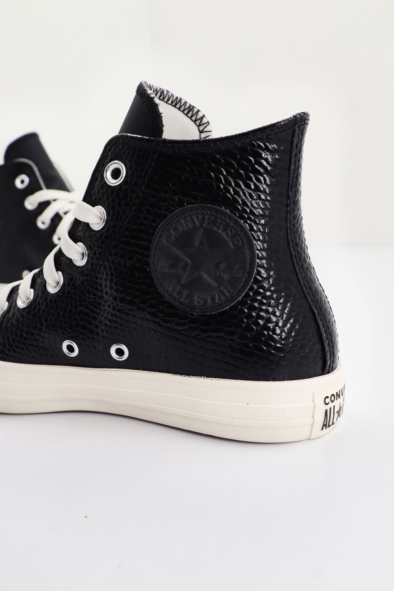 CONVERSE Chuck Taylor All Star Croco Embossed en color NEGRO (4)