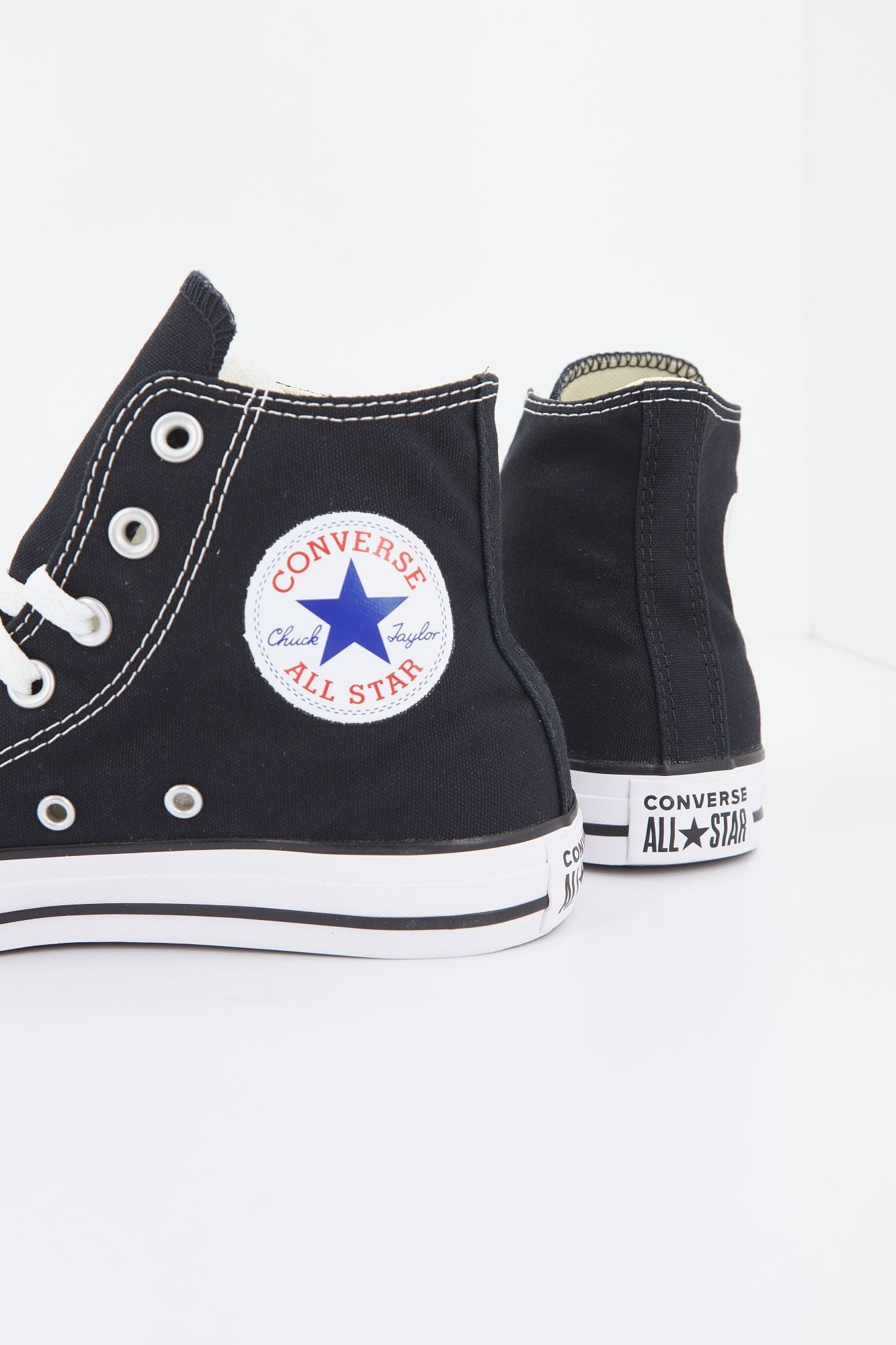 CONVERSE CHUCK TAYLOR ALL STAR WIDE HIGH TOP en color NEGRO (3)