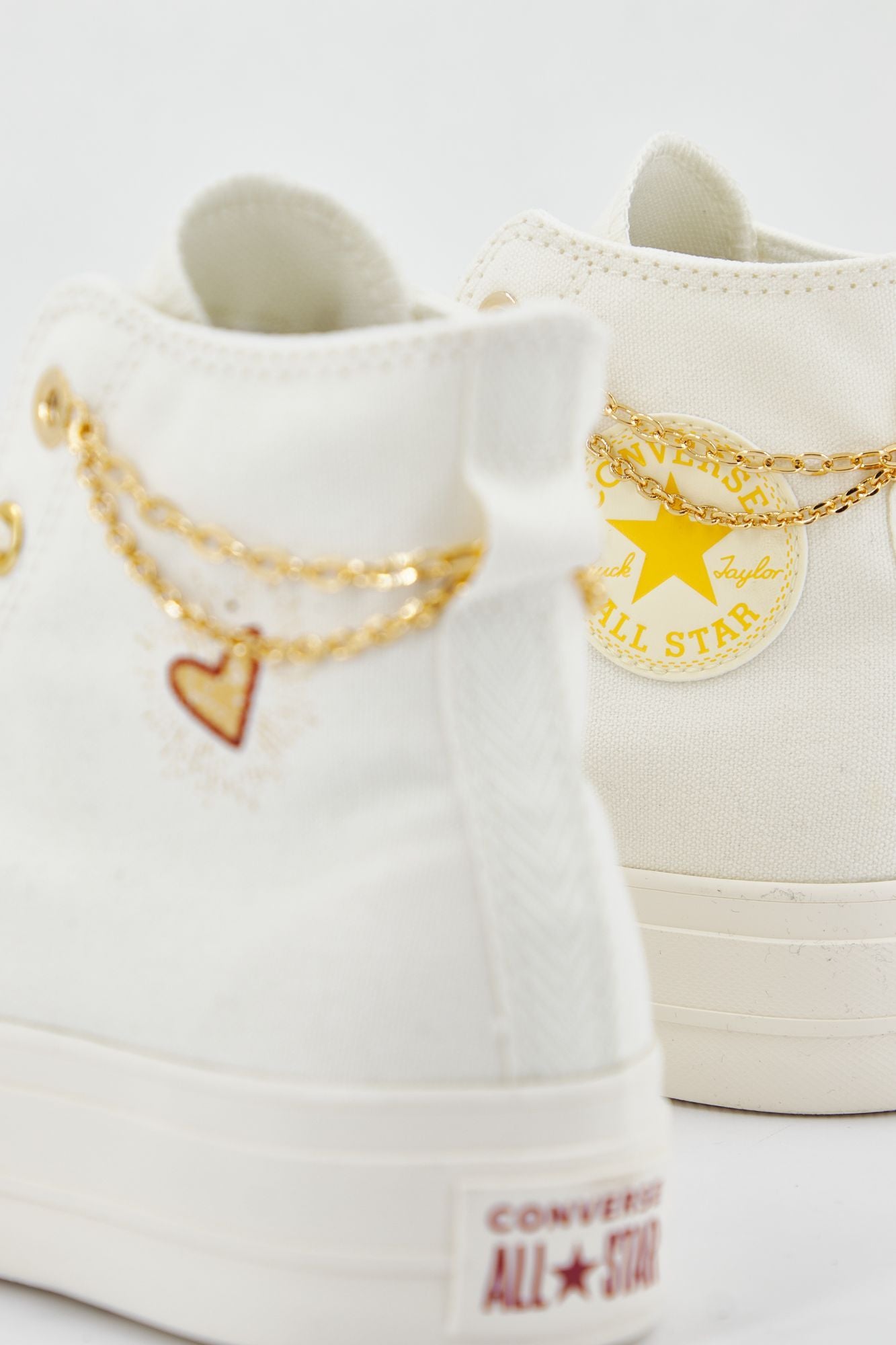 CONVERSE CHUCK TAYLOR ALL STAR GOLD CHAIN en color BLANCO (4)