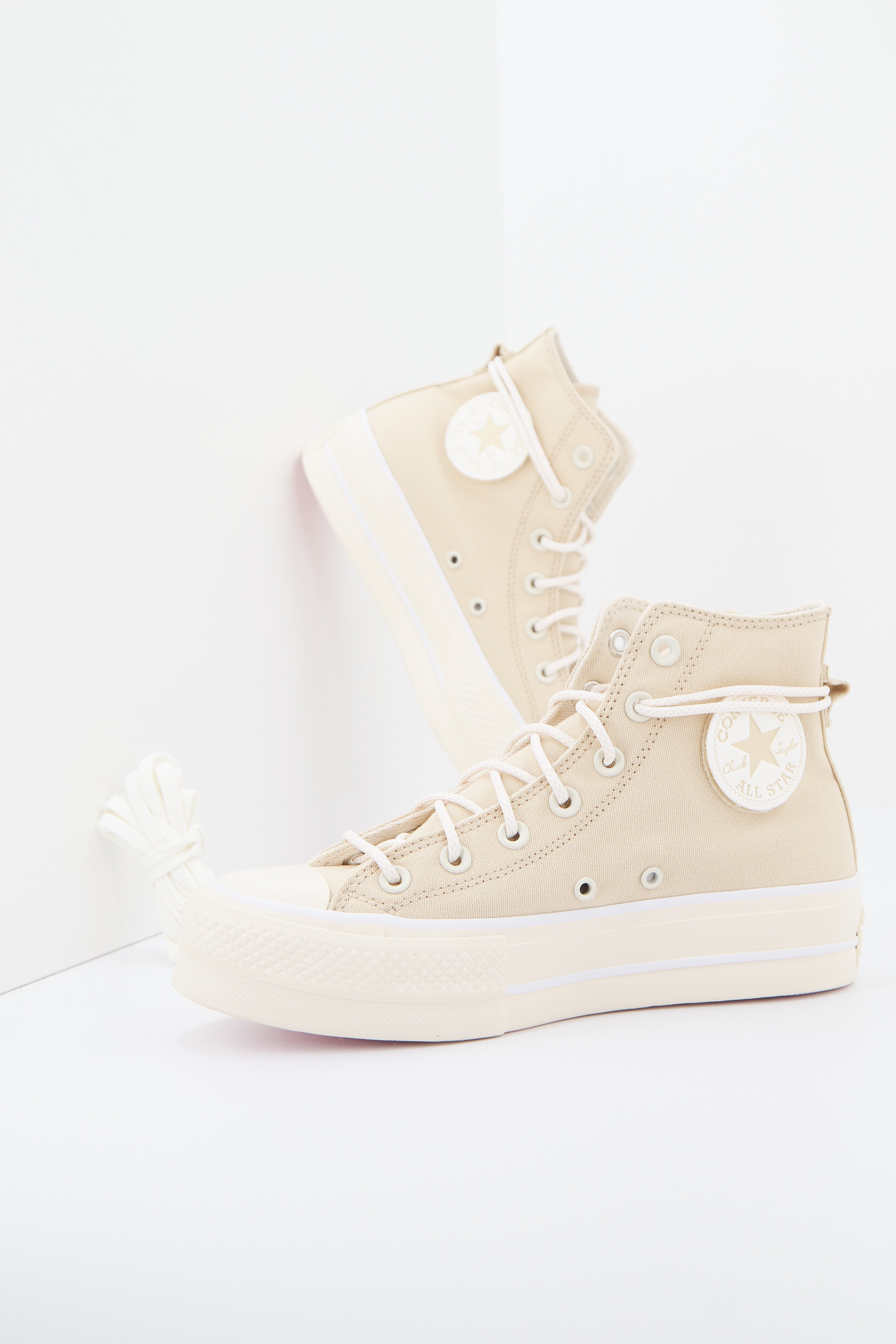 CONVERSE CHUCK TAYLOR ALL STAR LIFT HI en color BEIS (5)