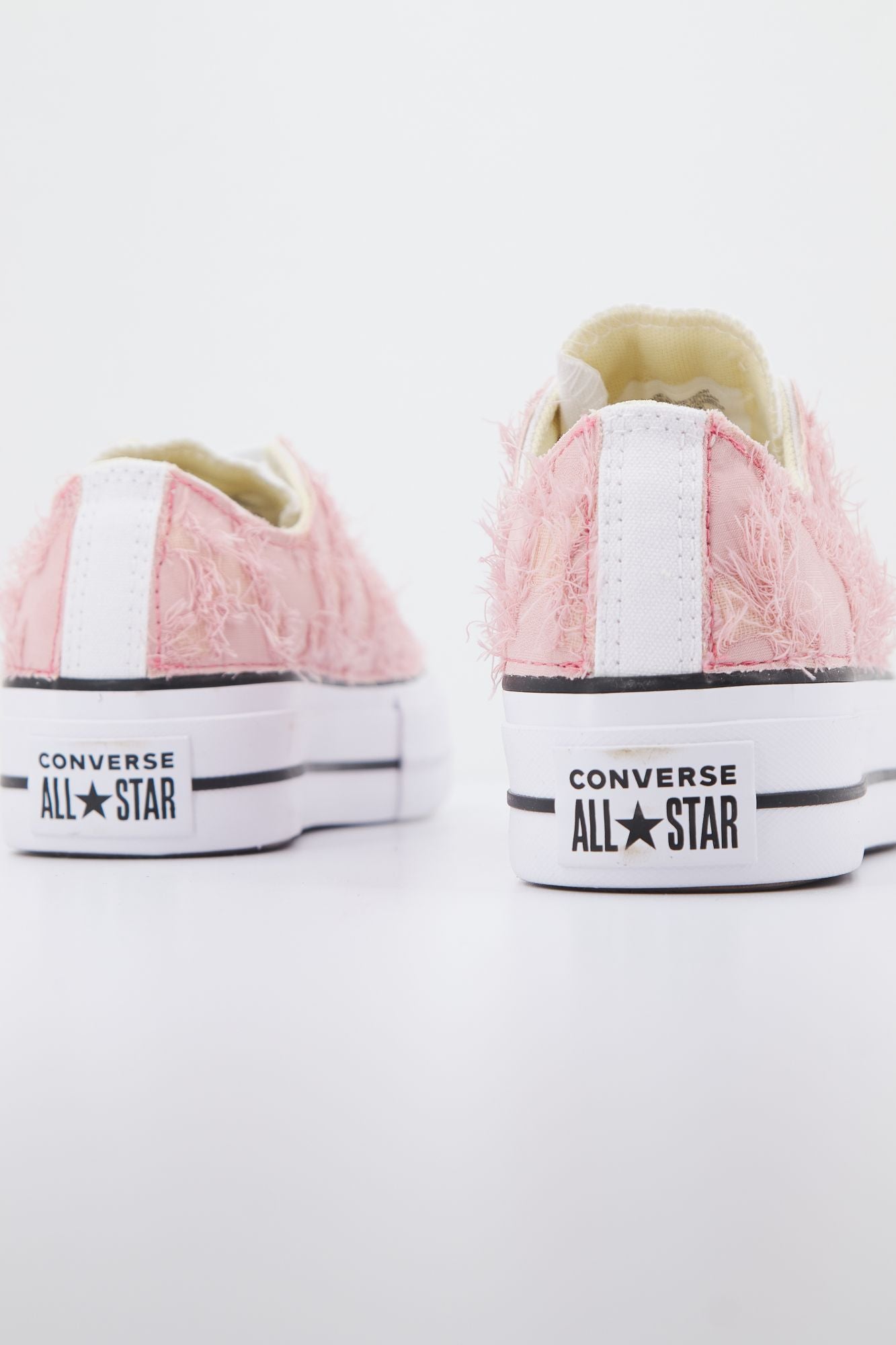 CONVERSE CHUCK TAYLOR ALL STAR LIFT CANVAS LTD en color ROSA (3)