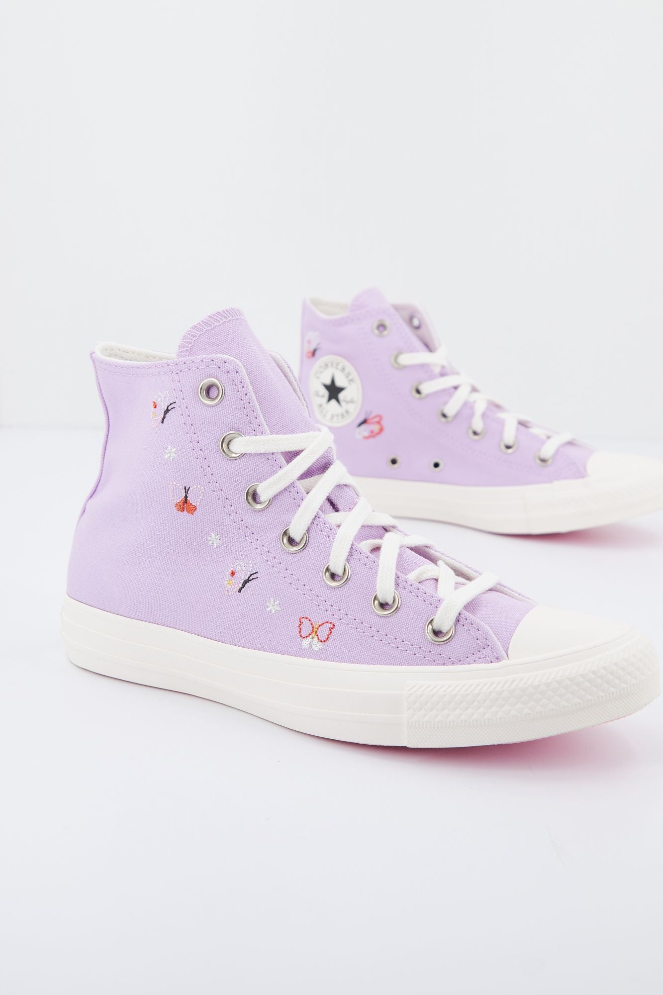 CONVERSE CHUCK TAYLOR ALL STAR HI en color VIOLETA (2)
