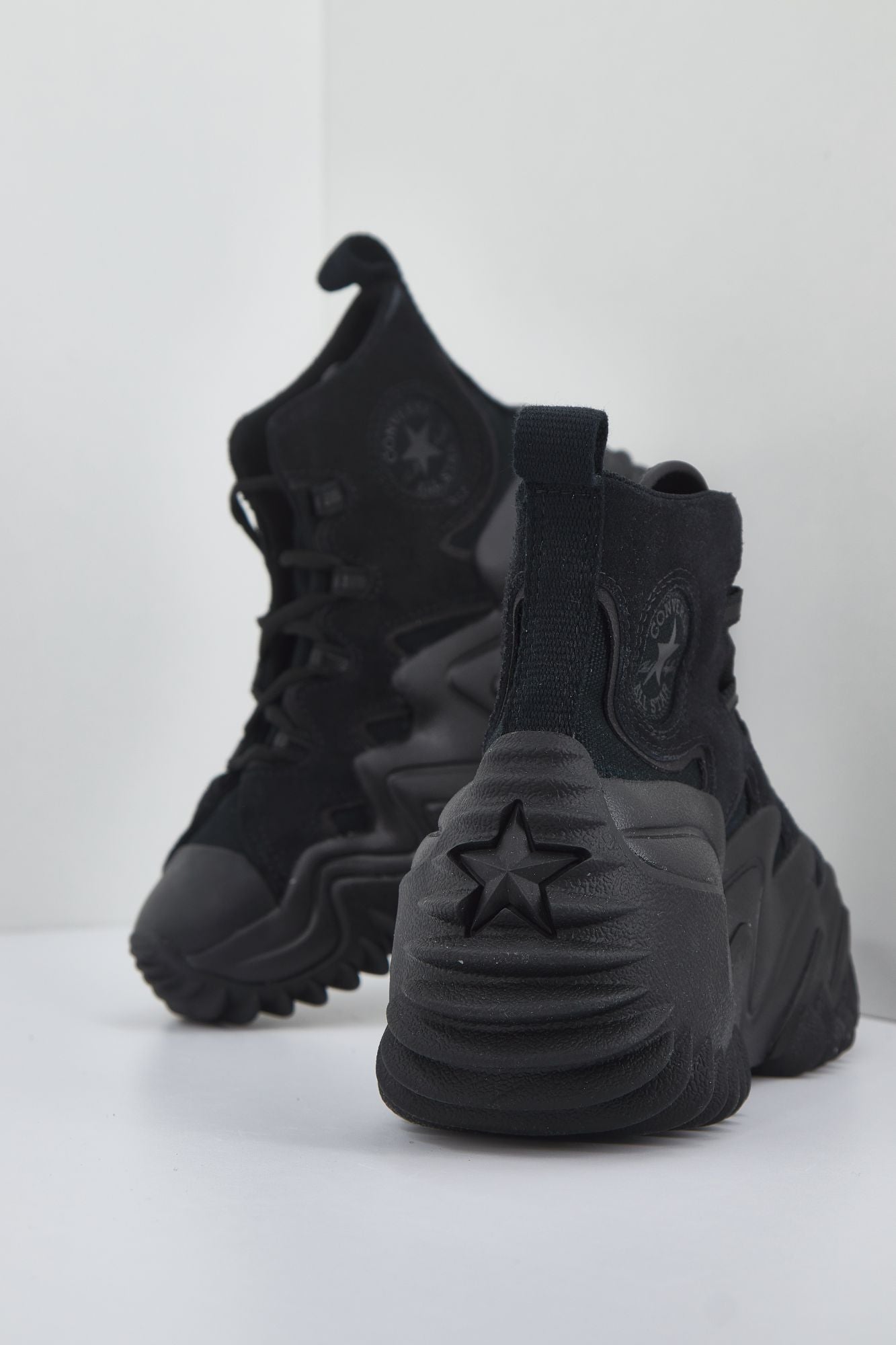 CONVERSE RUN STAR MOTION CX HI en color NEGRO (2)