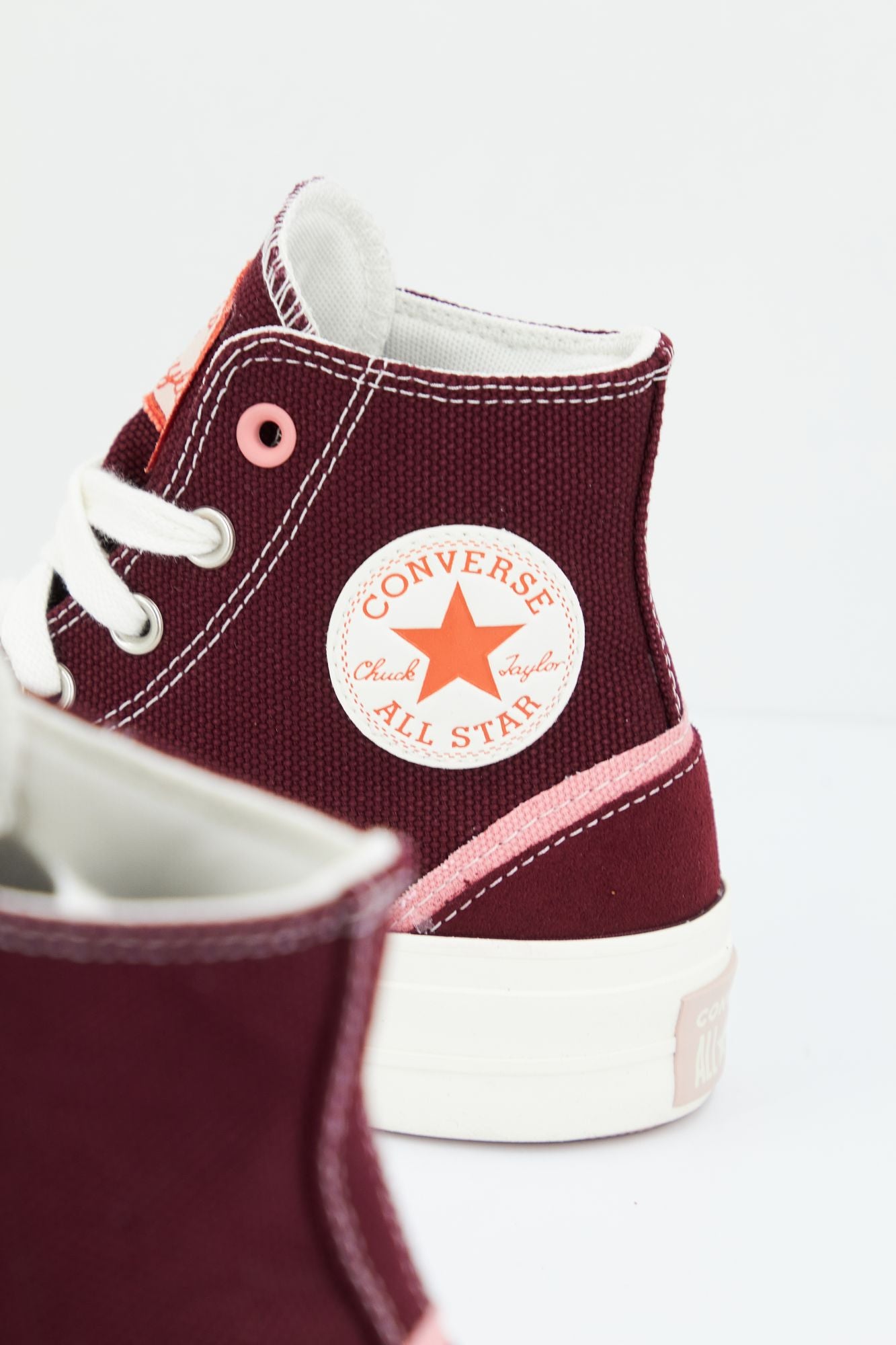 CONVERSE CHUCK TAYLOR ALL STAR en color BURDEOS (4)