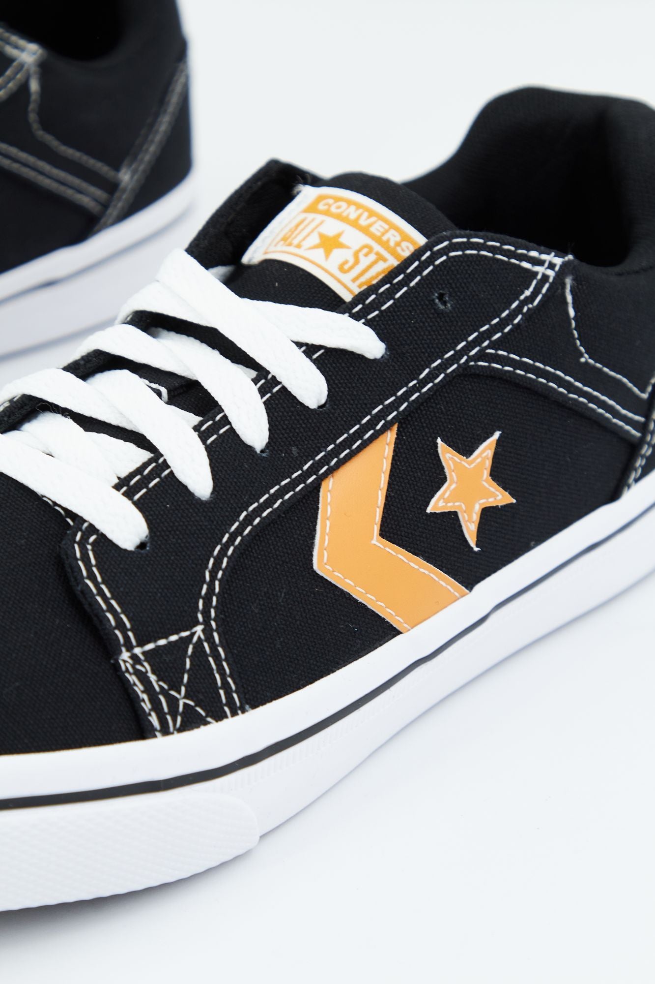 CONVERSE CONVERSE EL DISTRITO 2.0 en color NEGRO (4)
