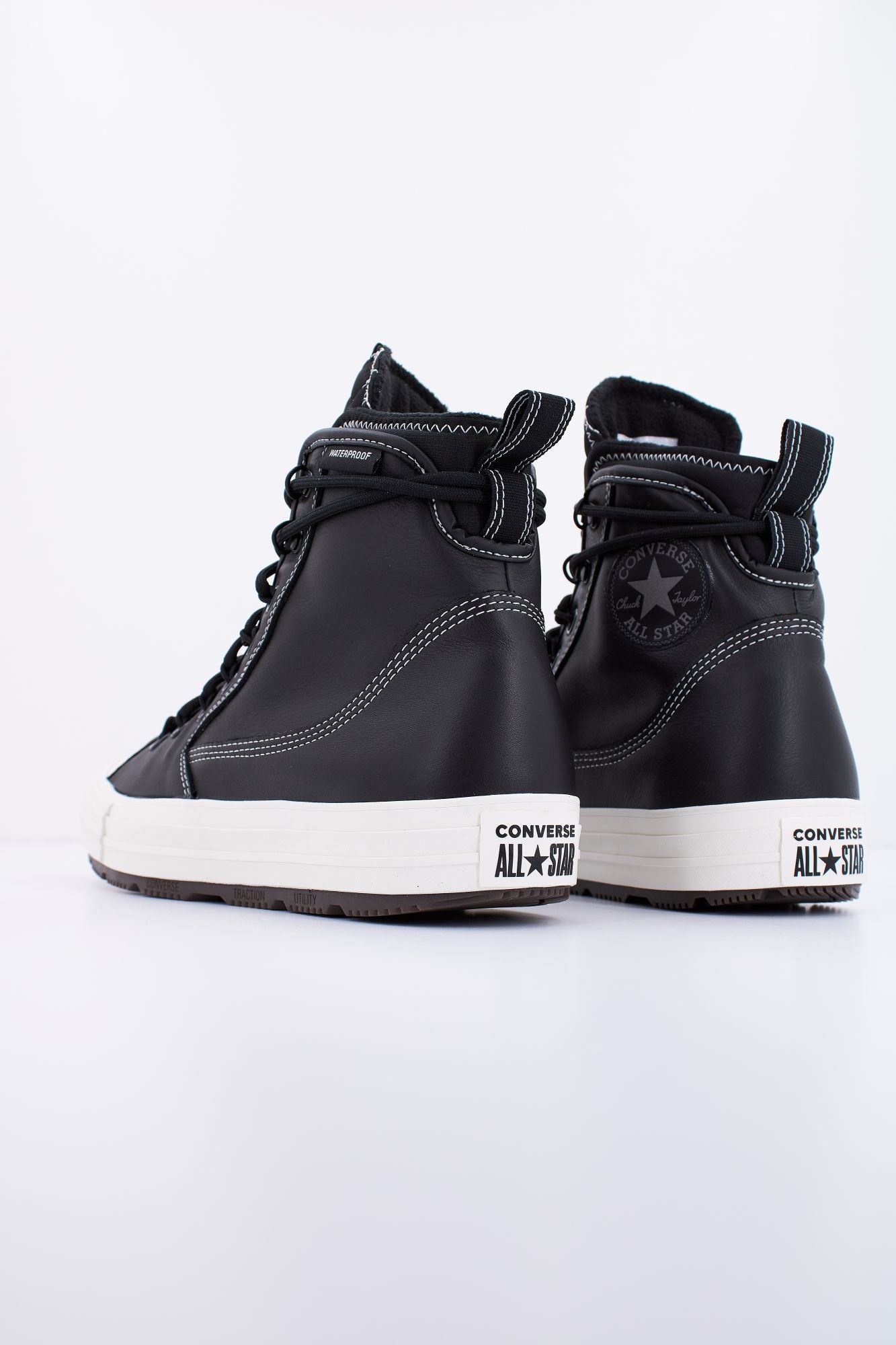 CONVERSE CHUCK TAYLOR ALL STAR ALL TERRAIN HI en color NEGRO (3)