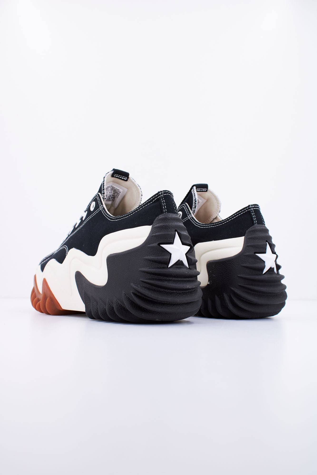 CONVERSE CHUCK TAYLOR ALL STAR RUN STAR MOTION OX en color NEGRO (3)