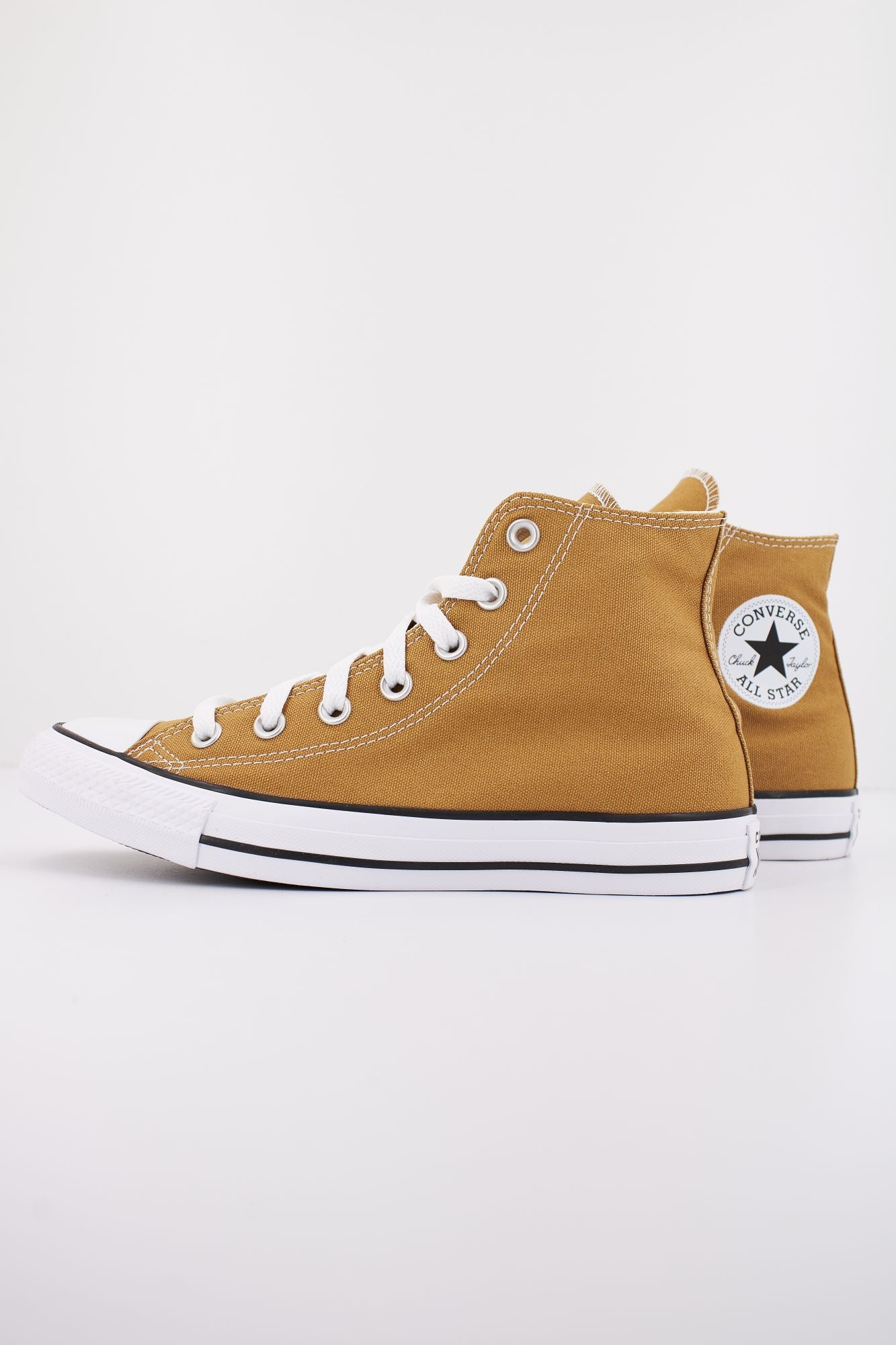 CONVERSE CHUCK TAYLOR ALL STAR HI en color MARRON (1)