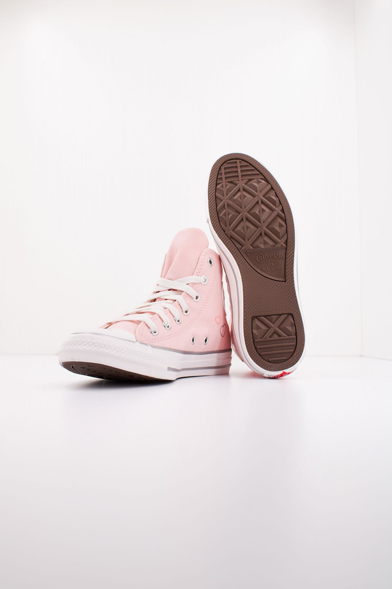 CONVERSE CHUCK TAYLOR ALL STAR Y2K HEART en color ROSA (4)