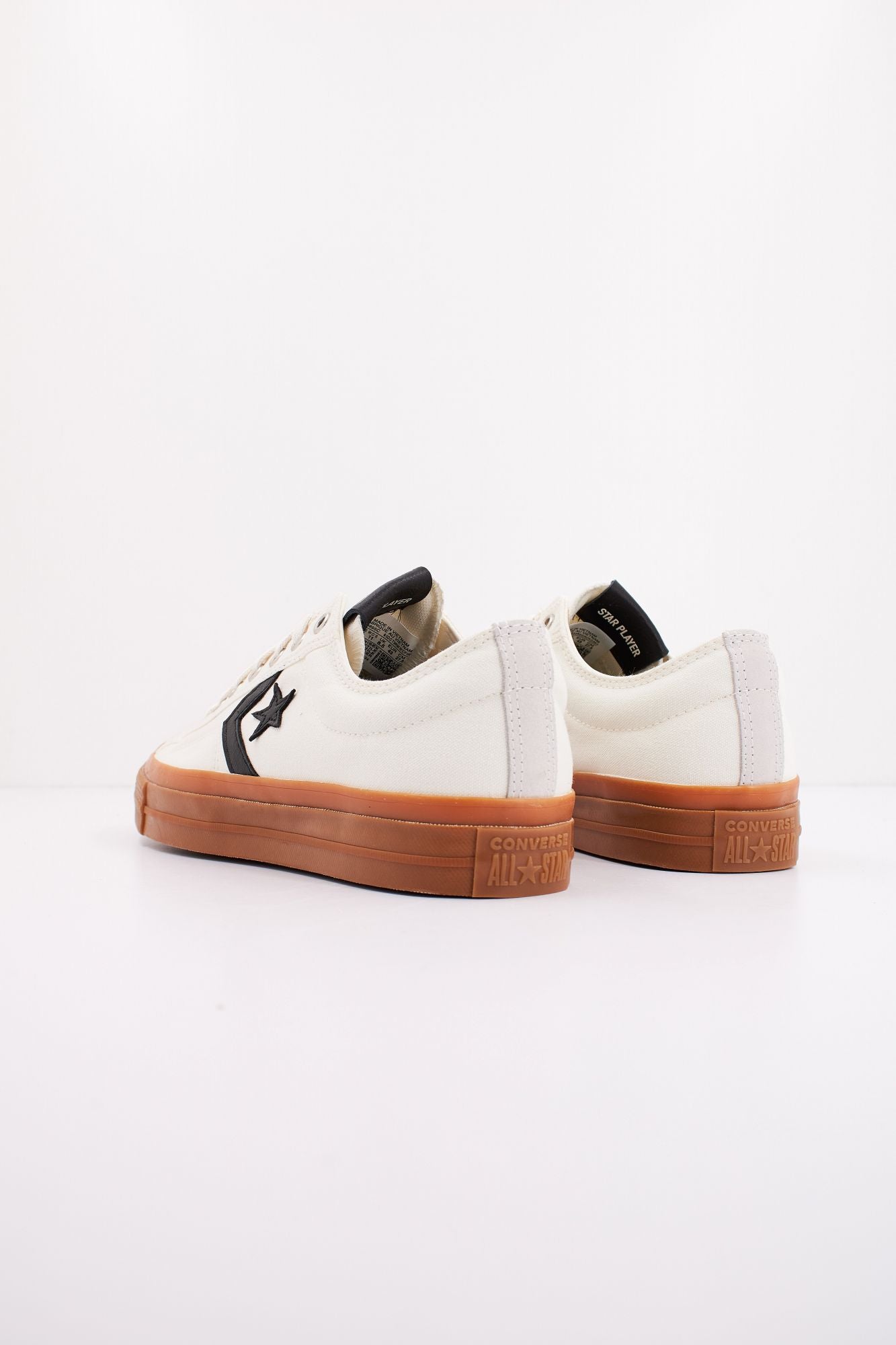 CONVERSE STAR PLAYER 76 en color BLANCO (3)