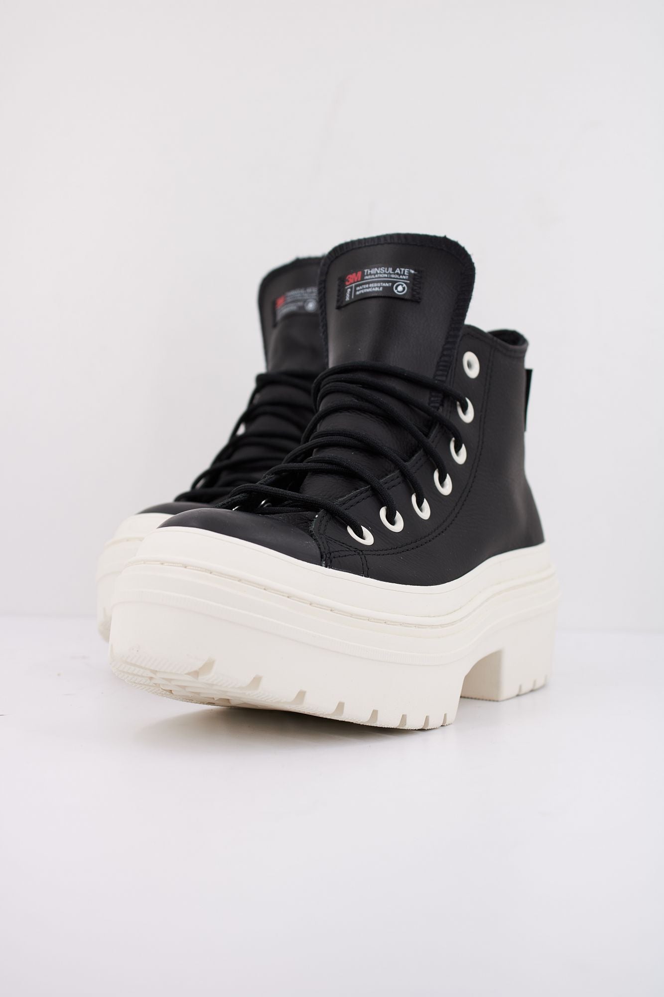CONVERSE CTAS LUGGED HEEL HI en color NEGRO (2)