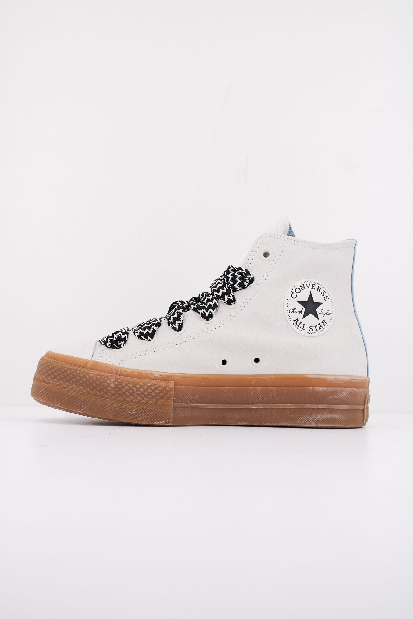 CONVERSE CHUCK TAYLOR ALL STAR LIFT en color BLANCO (1)
