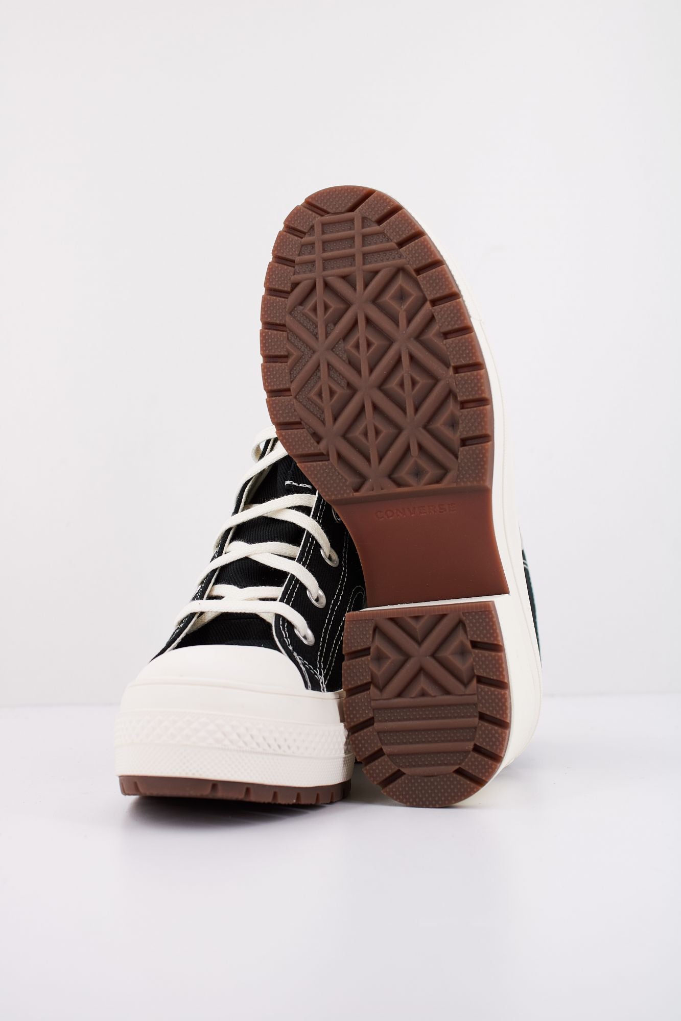 CONVERSE CHUCK 70 DE LUXE HEEL en color NEGRO (5)