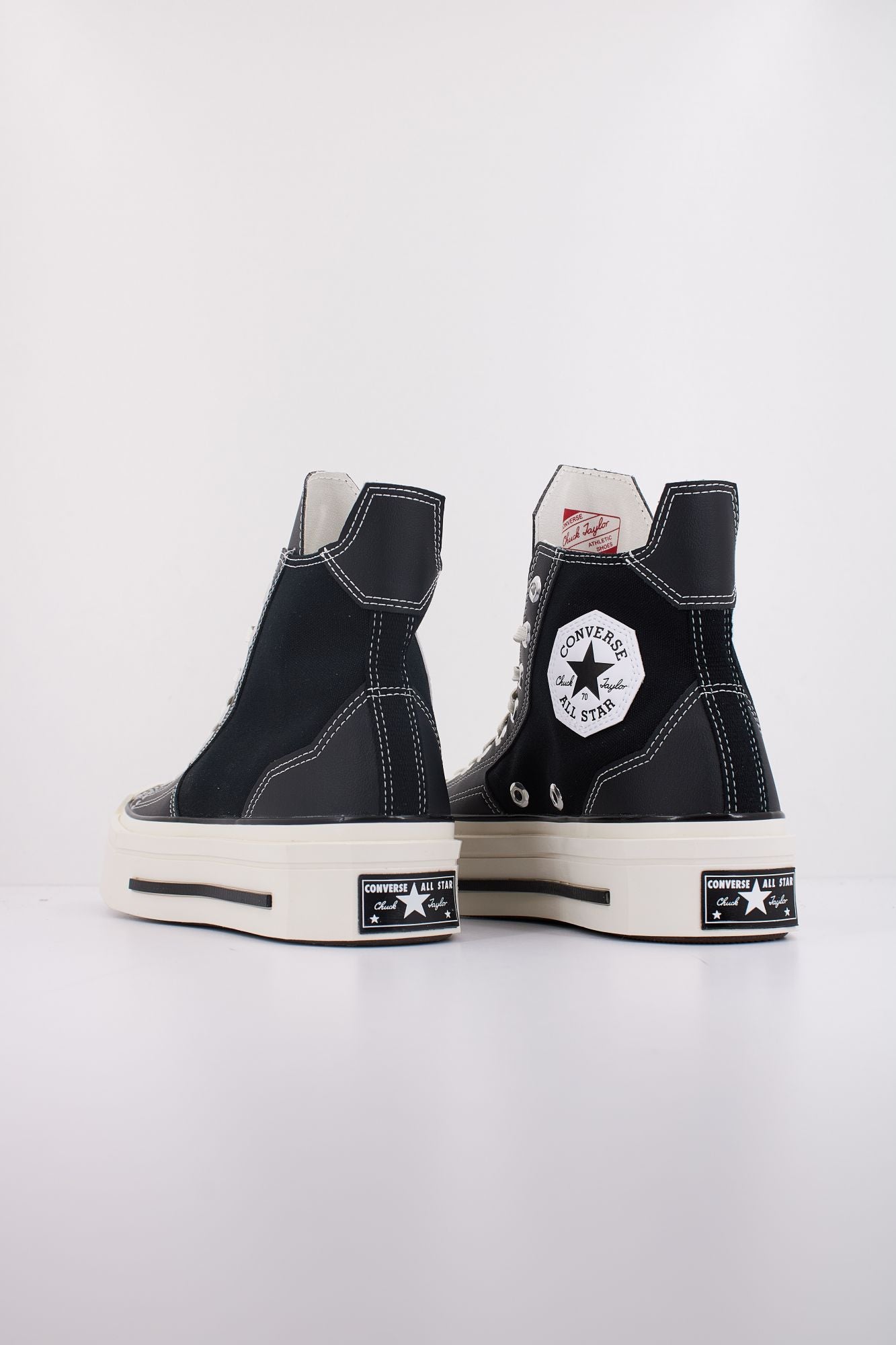 CONVERSE CHUCK TAYLOR ALL STAR 70 DE LUXE SQUARED en color NEGRO (4)