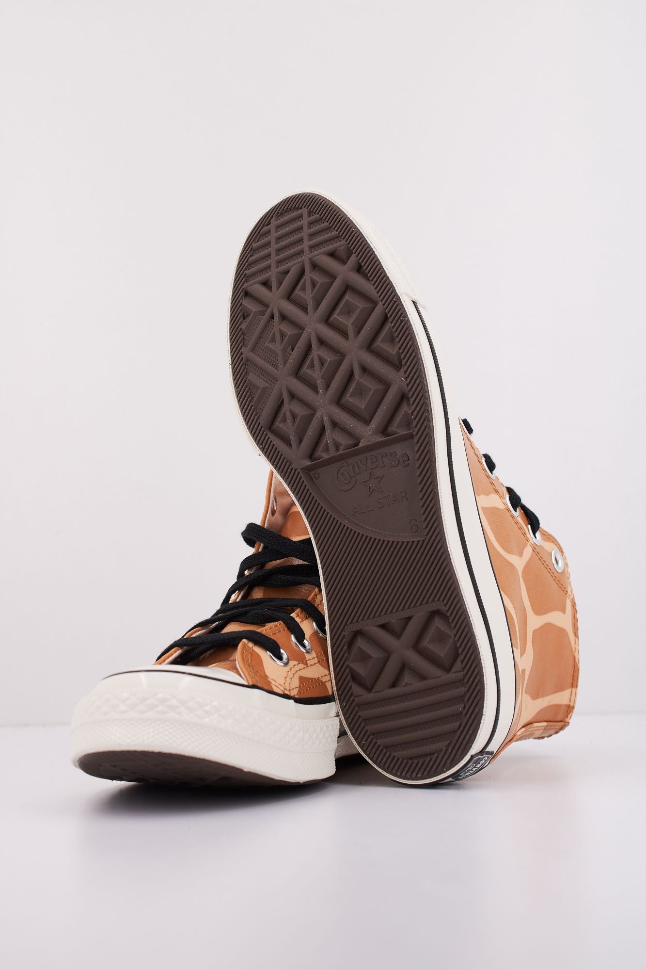 CONVERSE CHUCK 70 GIRAFFE PRINT PPP en color ANIMAL PRINT (5)