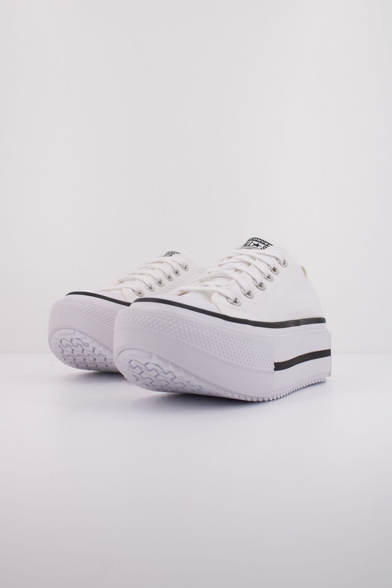 CONVERSE CHUCK TAYLOR ALL STAR LIFT DOUBLE STACK OX en color BLANCO (2)