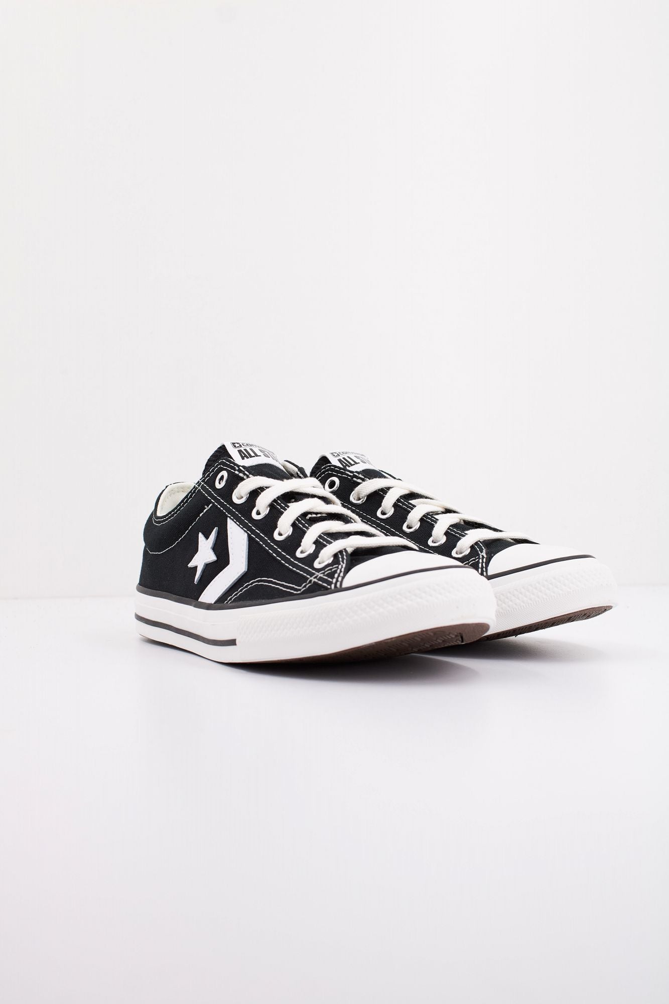 CONVERSE STAR PLAYER 76 FOUNDATIONAL en color NEGRO (2)