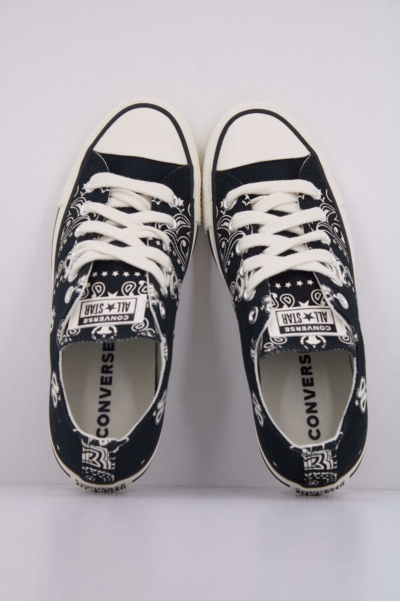 CONVERSE CHUCK TAYLOR ALL STAR PAISLEY en color NEGRO (3)