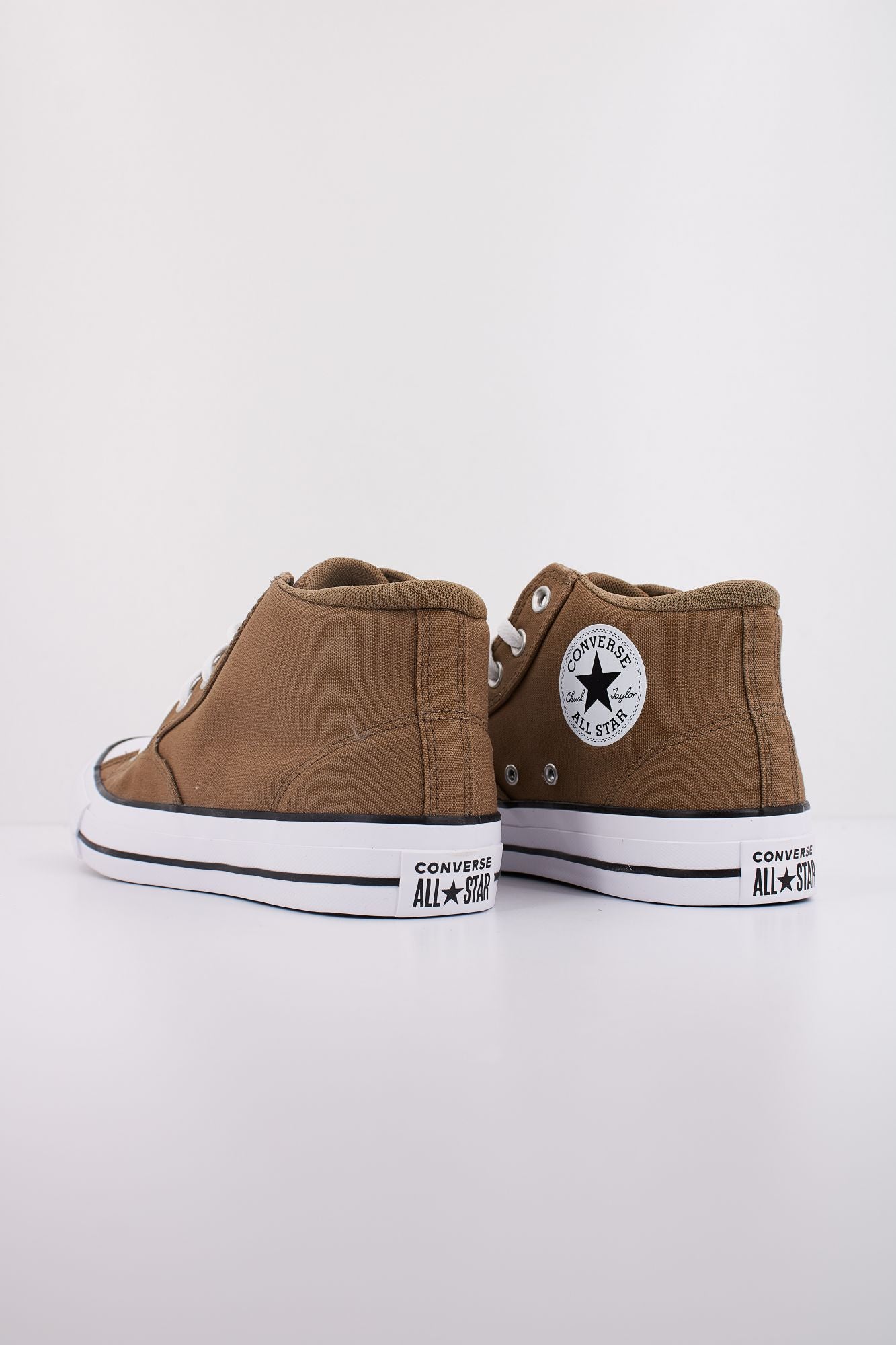 CONVERSE CHUCK TAYLOR ALL STAR MALDEN STREET CANVAS & SUEDE en color MARRON (4)