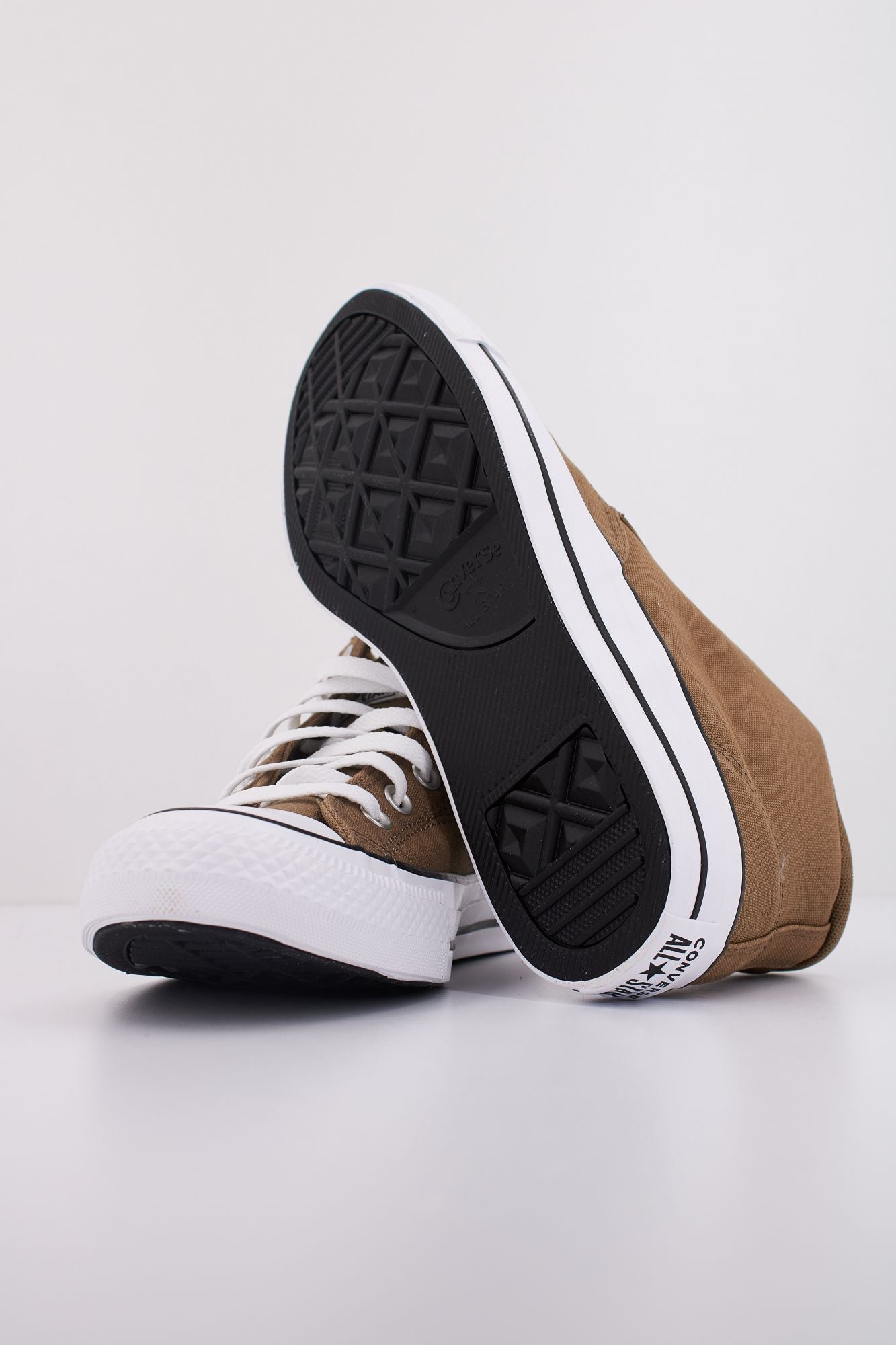 CONVERSE CHUCK TAYLOR ALL STAR MALDEN STREET CANVAS & SUEDE en color MARRON (5)