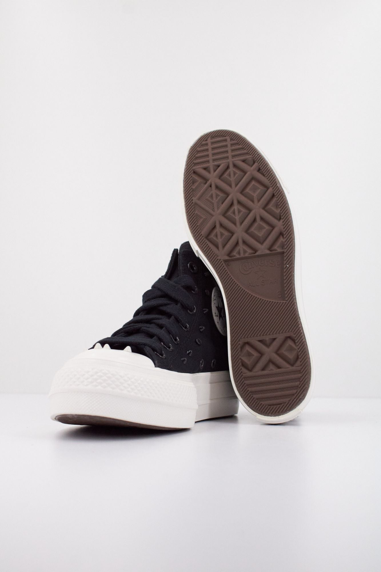 CONVERSE CHUCK TAYLOR ALL STAR LIFT PLATFORM SPIKES en color NEGRO (5)