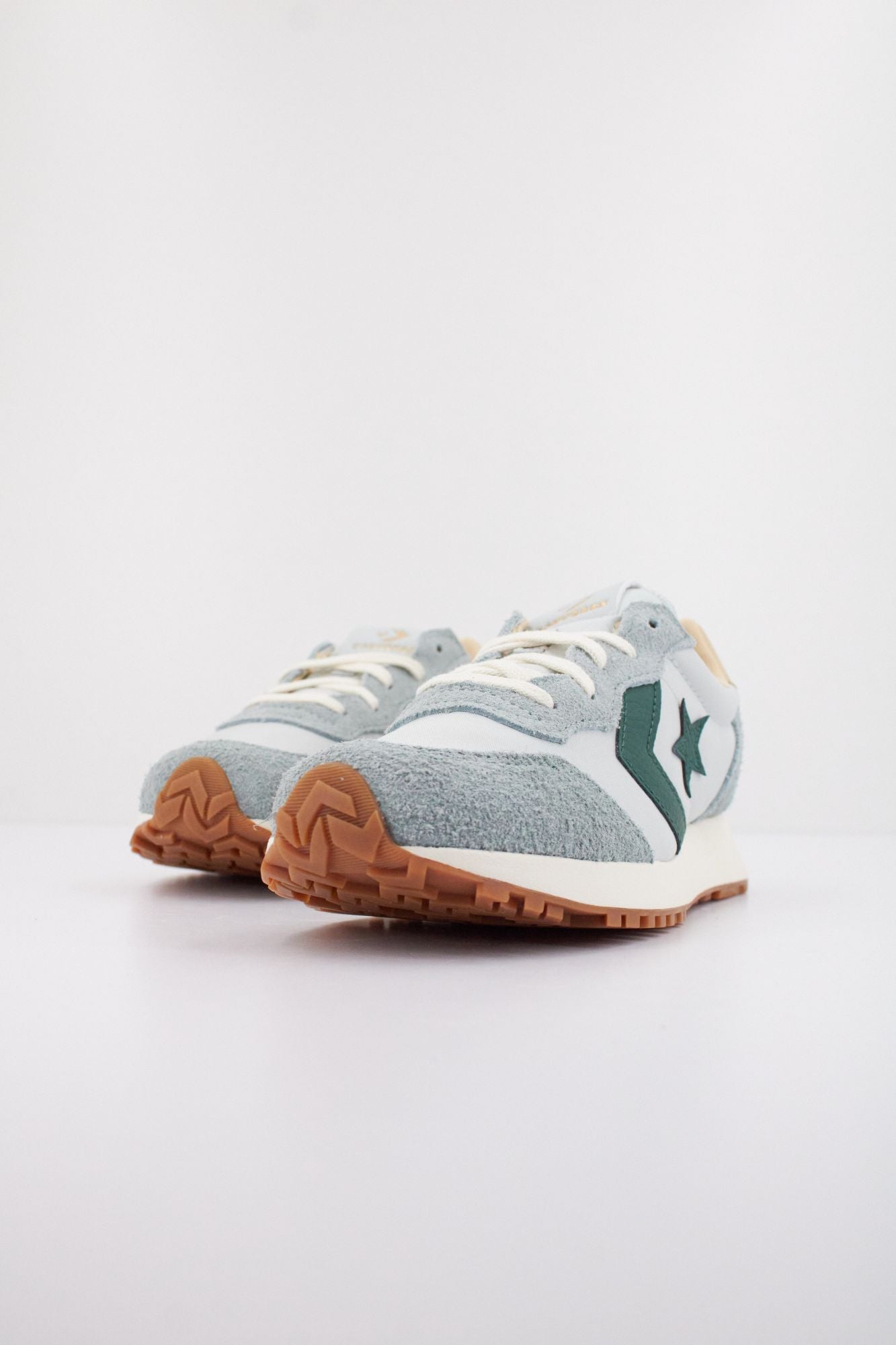 CONVERSE OMEGA TRAINER en color AZUL (2)