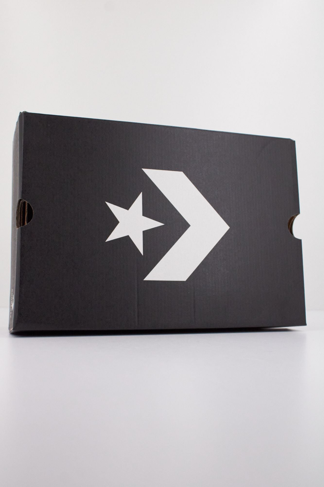 CONVERSE OMEGA TRAINER en color MARRON (6)