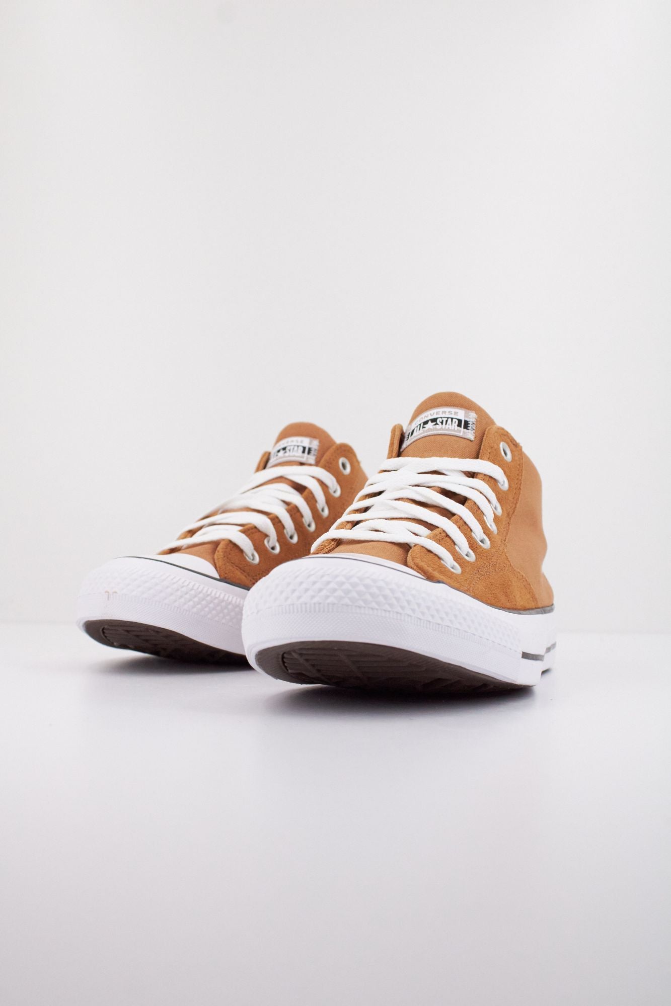 CONVERSE CHUCK TAYLOR ALL STAR MALDEN STREET en color MARRON (2)