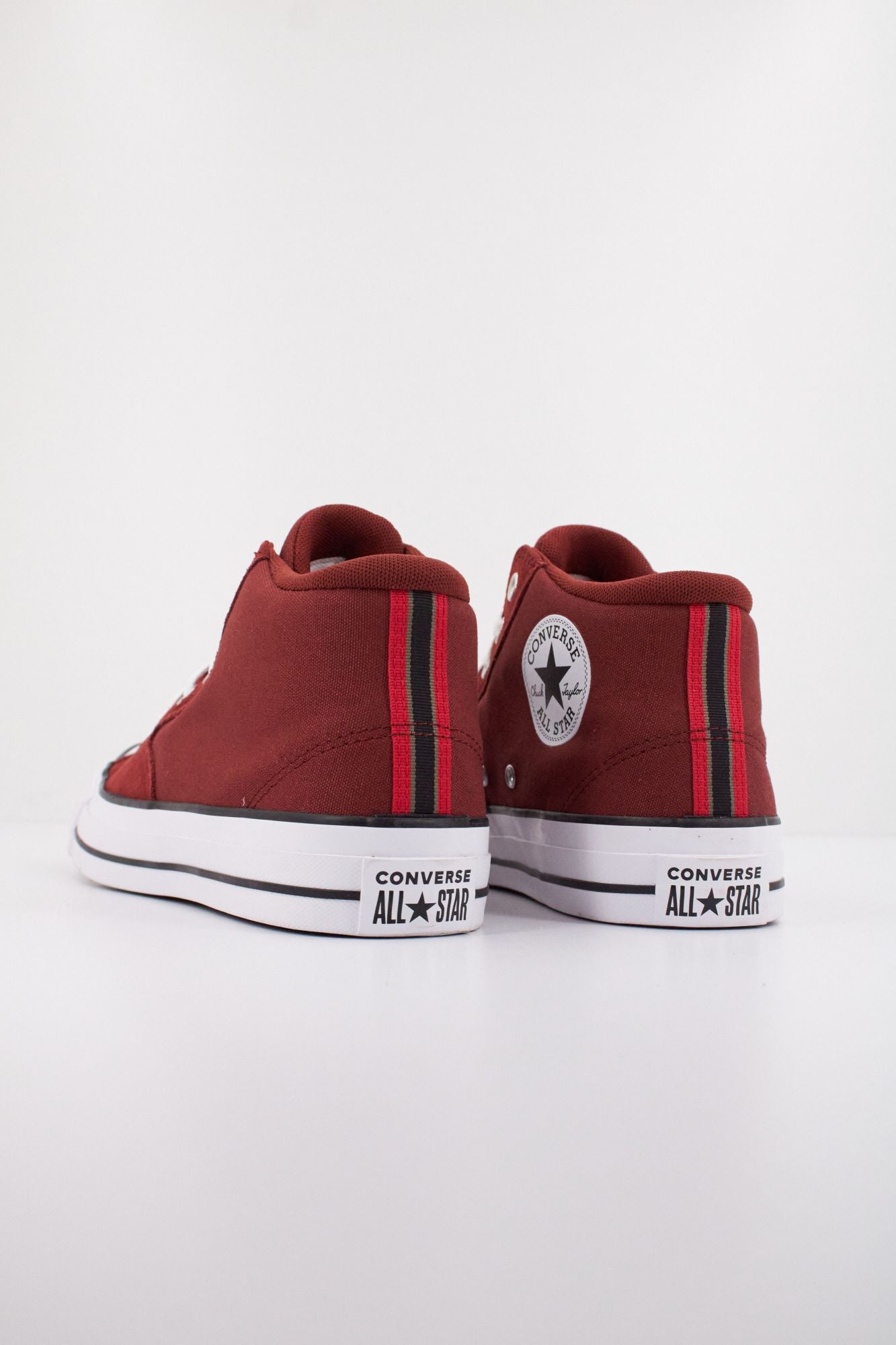 CONVERSE CHUCK TAYLOR ALL STAR MALDEN STREET en color MARRON (4)
