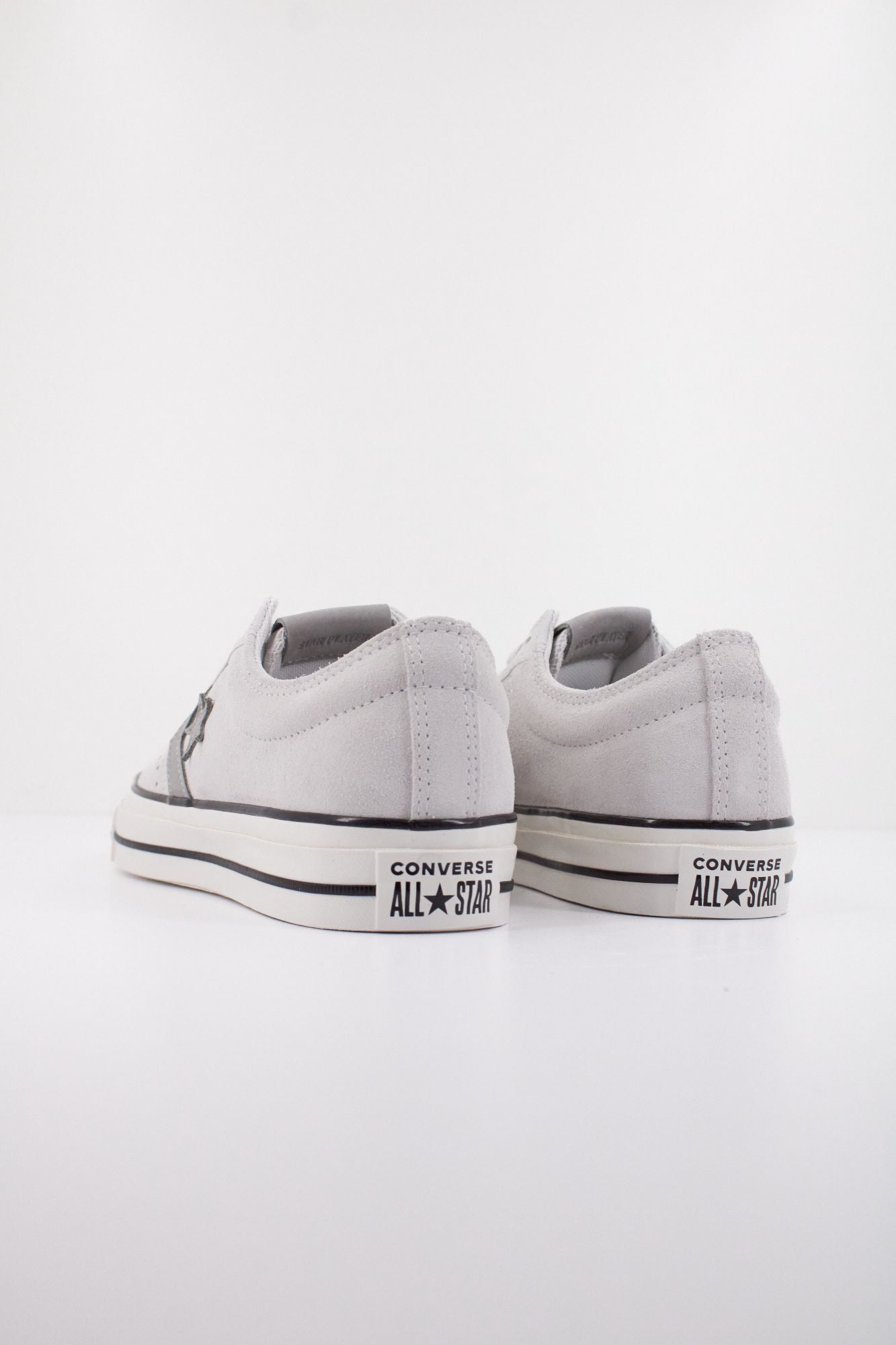 CONVERSE STAR PLAYER 76 SUEDE REMIX en color GRIS (4)