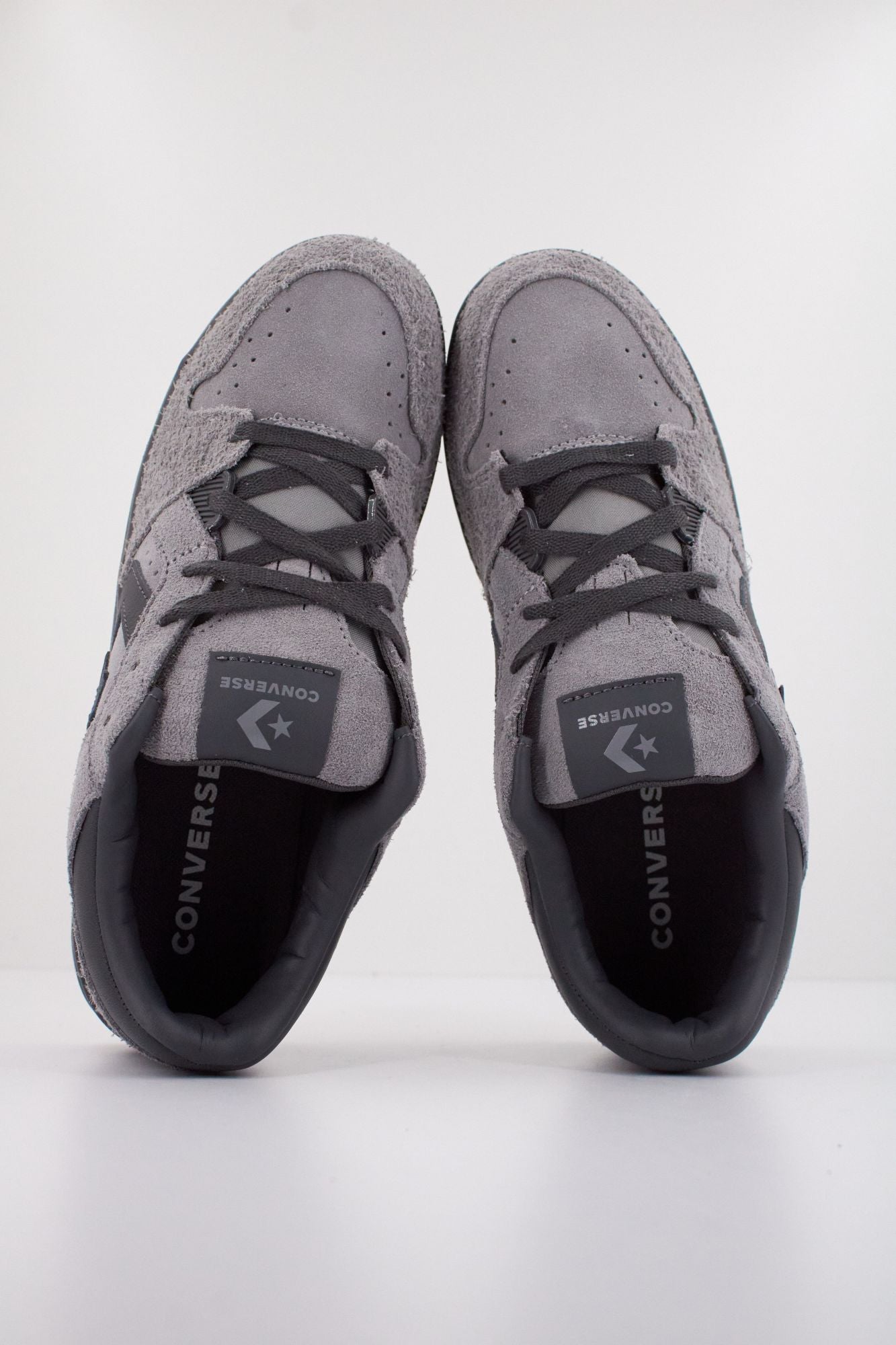 CONVERSE CL98 SUEDE en color GRIS (3)