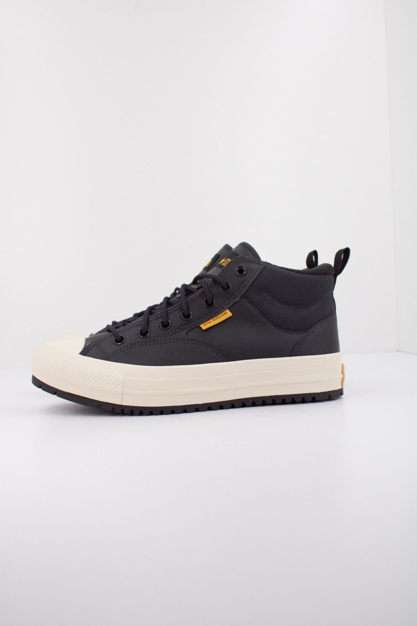 CONVERSE CHUCK TAYLOR ALL STAR MALDEN STREET BOOT MID en color NEGRO (1)