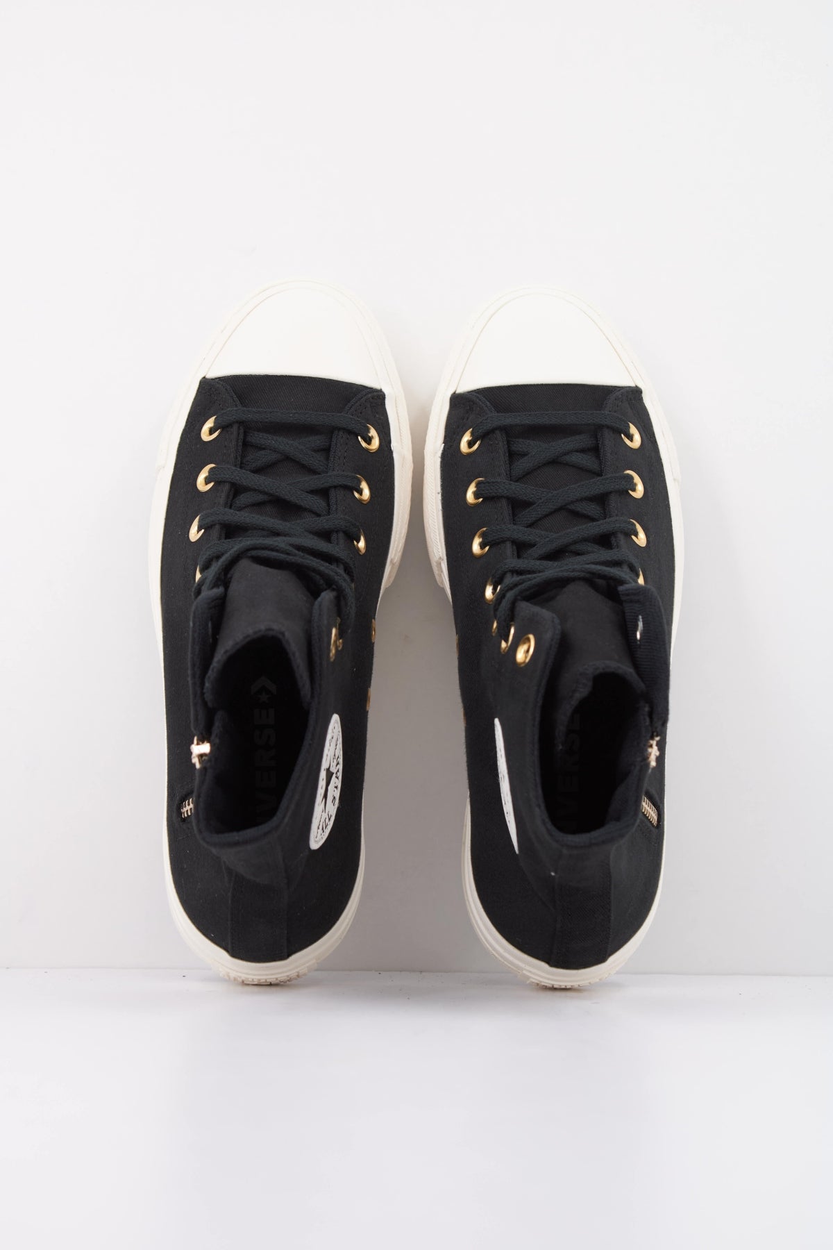 CONVERSE A18387C en color NEGRO (3)