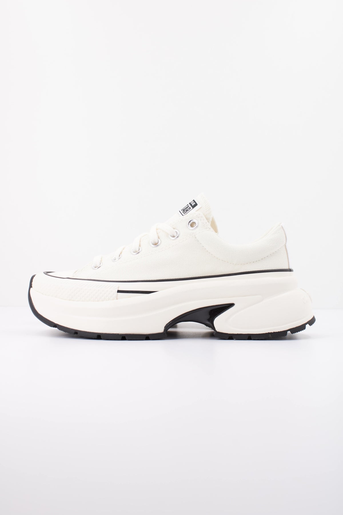 CONVERSE RUN STAR CRUSH OX en color BLANCO (1)