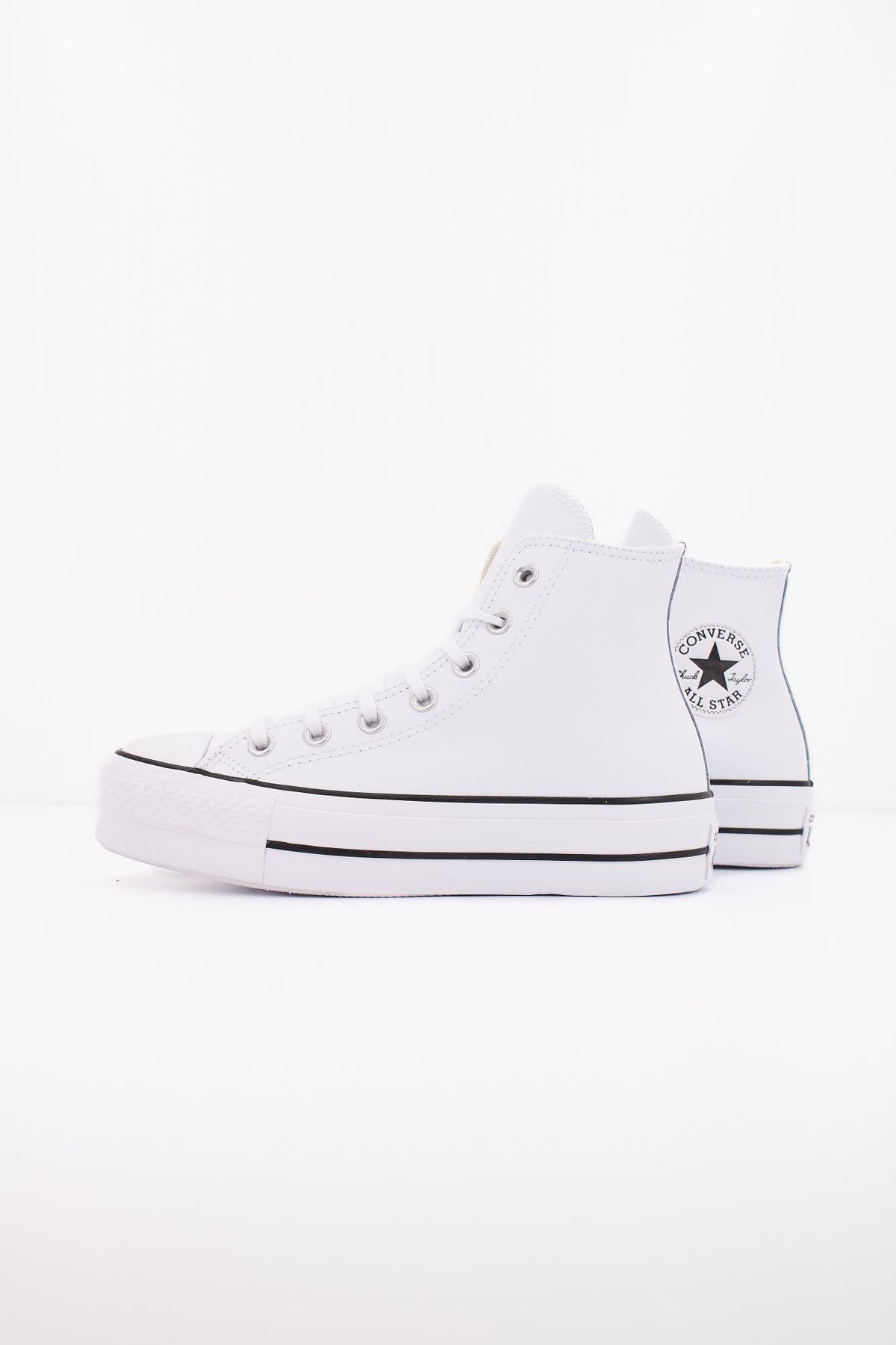 CONVERSE CHUCK TAYLOR ALL STAR LIFT LEATHER 561676C en color BLANCO (1)