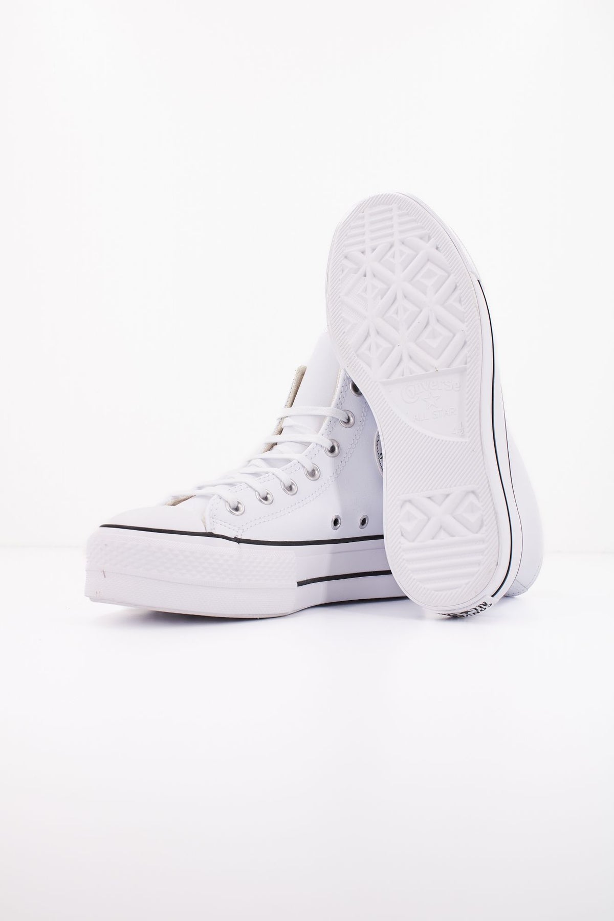CONVERSE CHUCK TAYLOR ALL STAR LIFT LEATHER 561676C en color BLANCO (4)