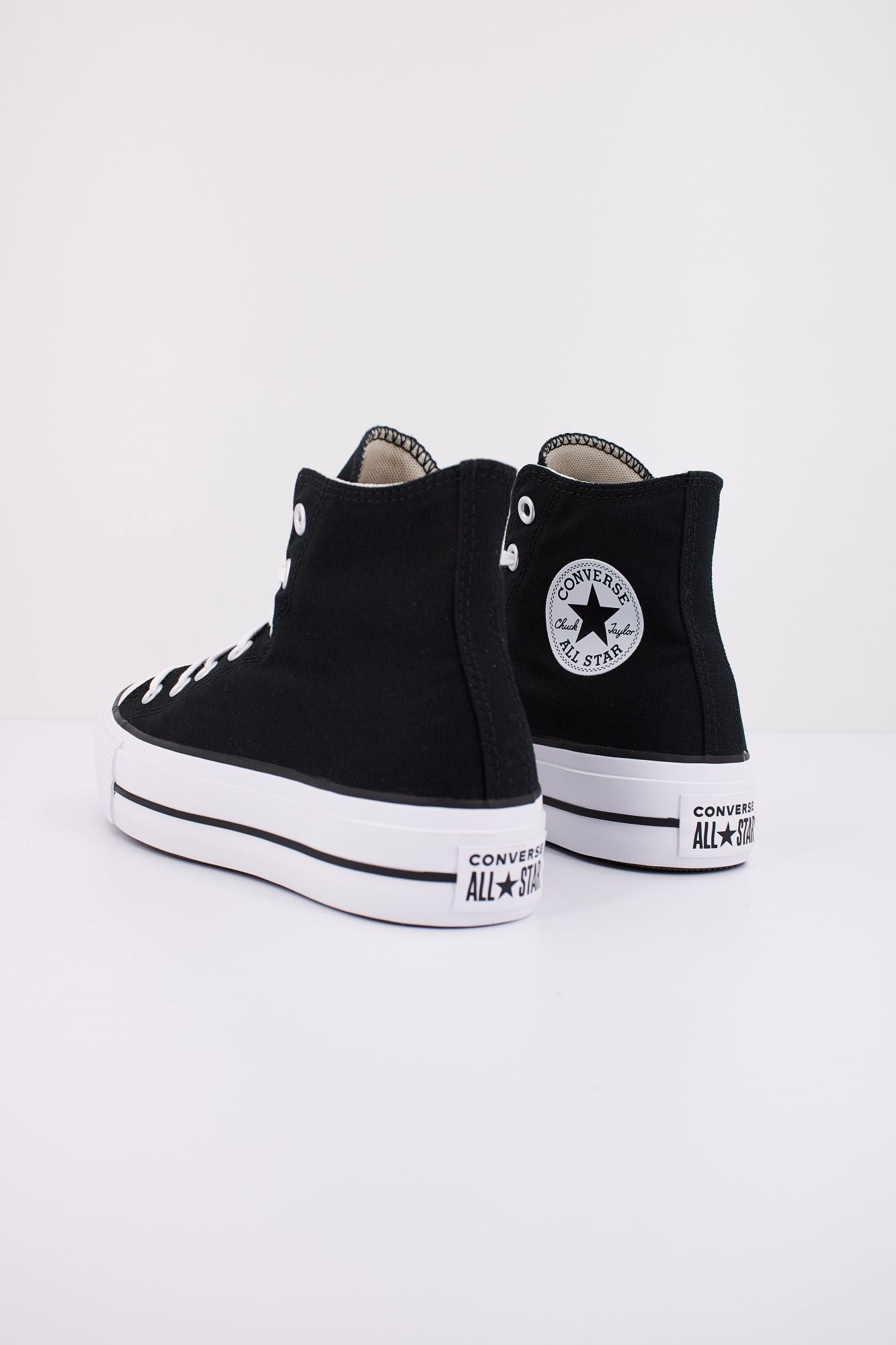 CONVERSE CHUCK TAYLOR ALL STAR PLATFORM en color NEGRO (4)