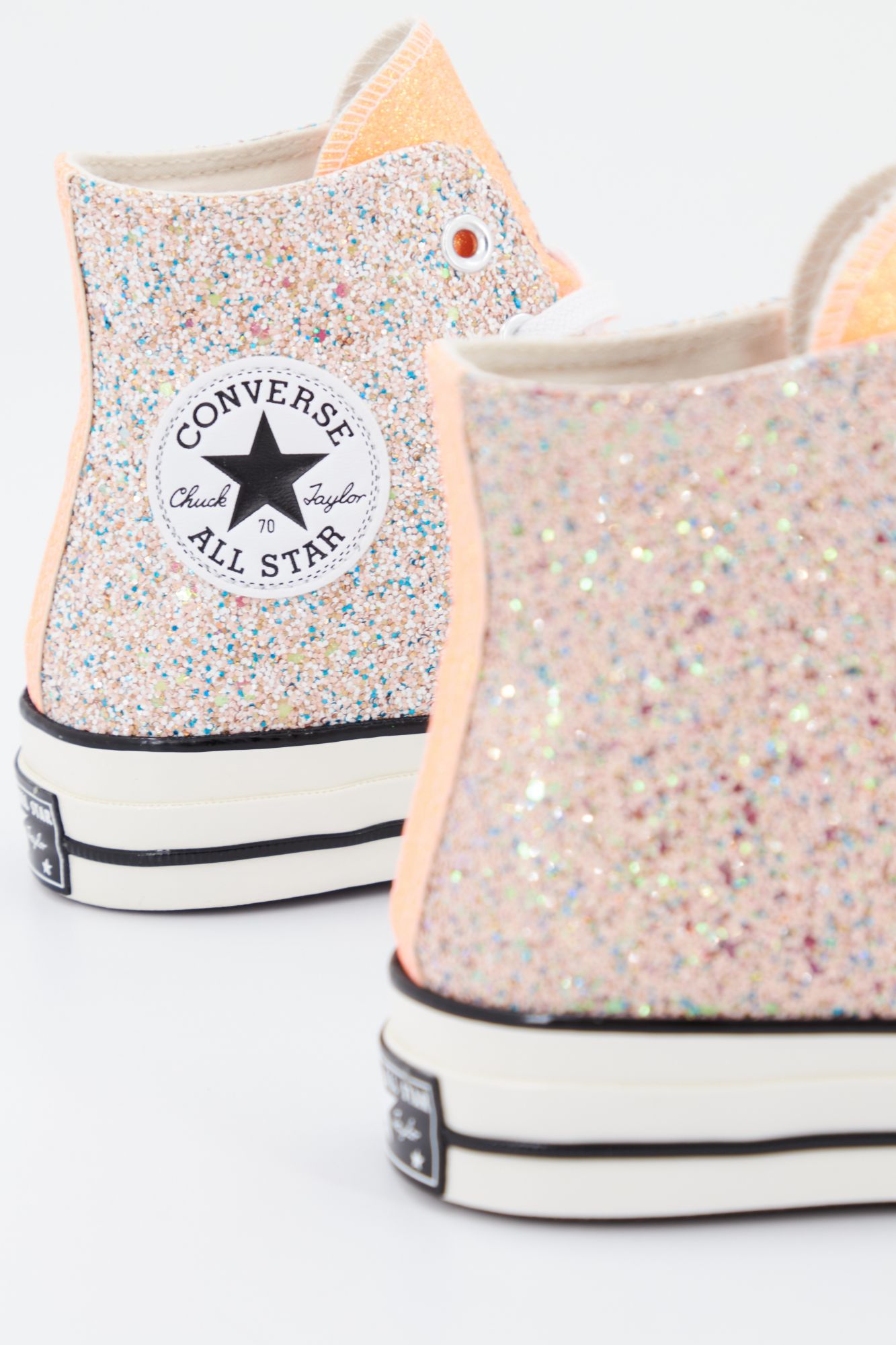 CONVERSE CHUCK 70 HI en color NARANJA (2)