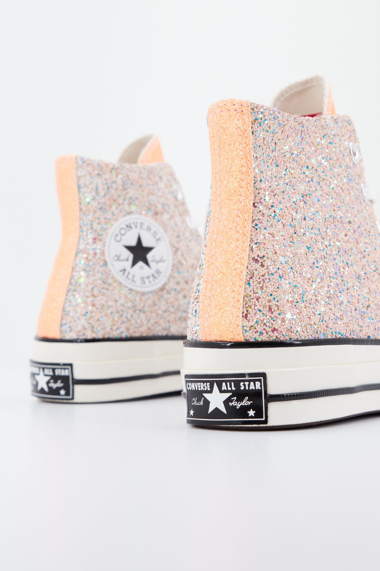 CONVERSE CHUCK 70 HI en color NARANJA (3)