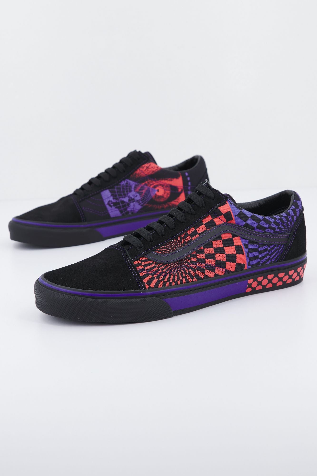 VANS UA OLD SKOOL en color NEGRO (1)
