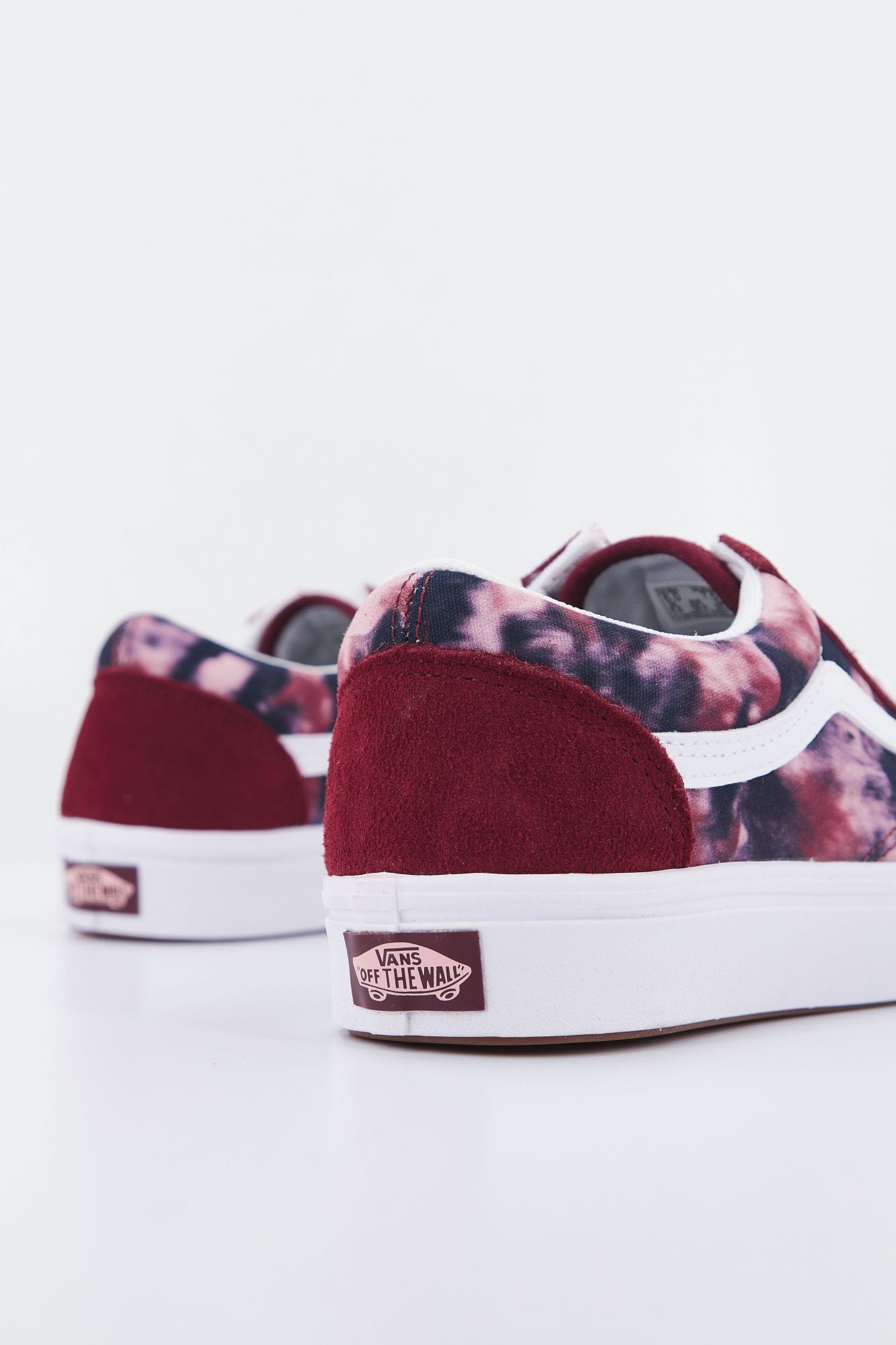 VANS COMFYCUSH OLD SKOOL en color BURDEOS (3)