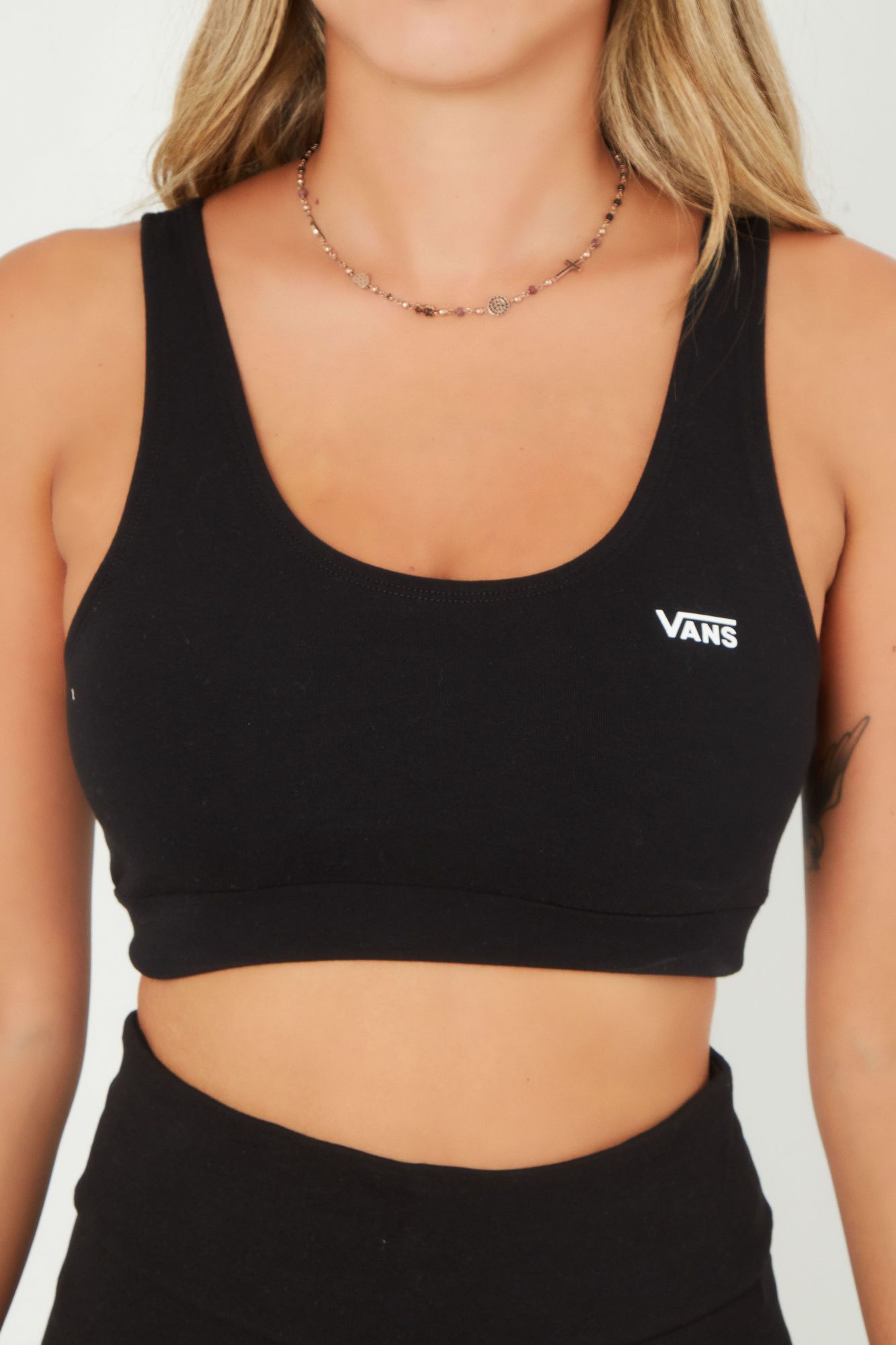 VANS FLYING V BRALETTE en color NEGRO (1)