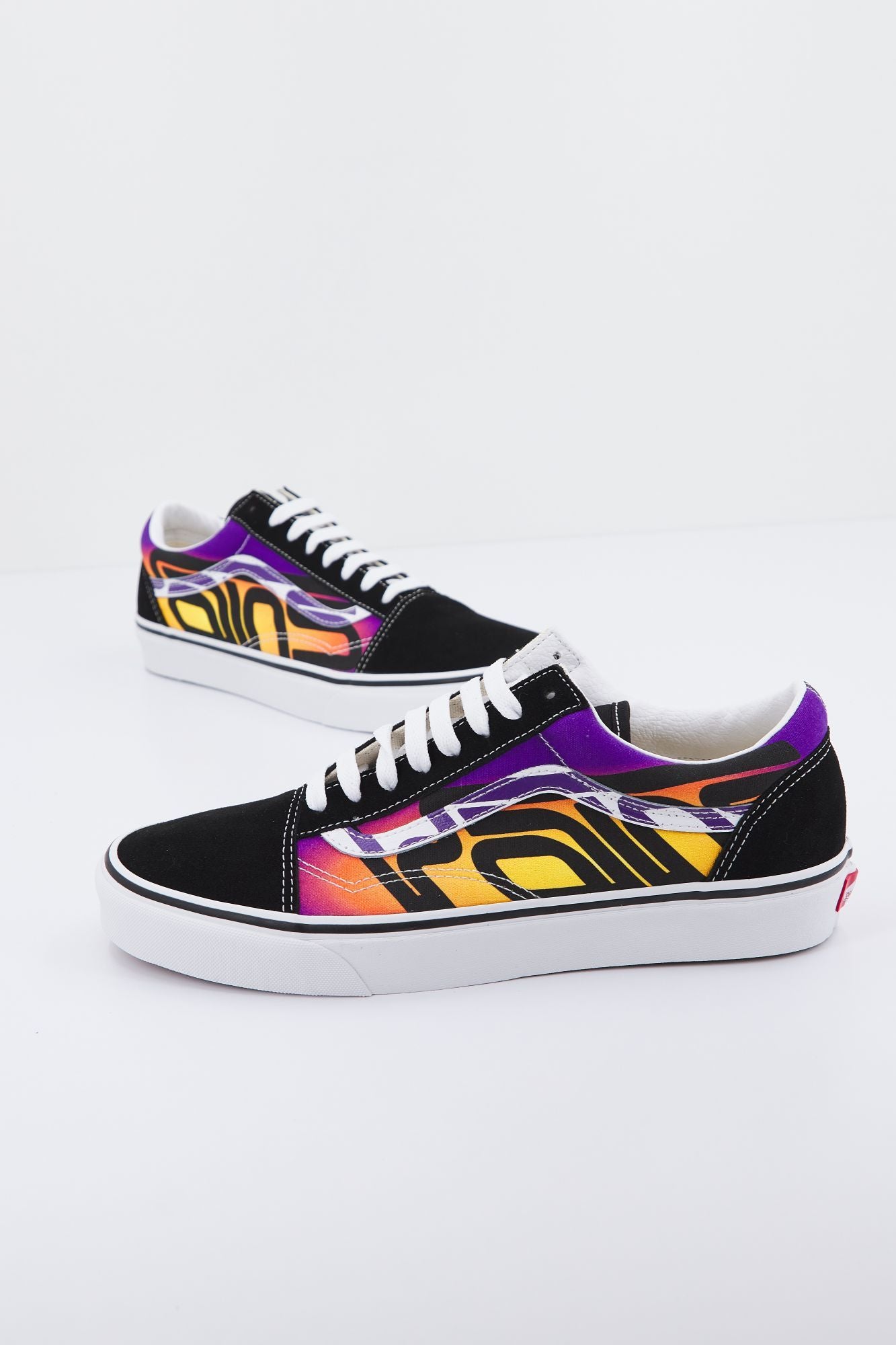 VANS UA OLD SKOOL en color MULTICOLOR (1)