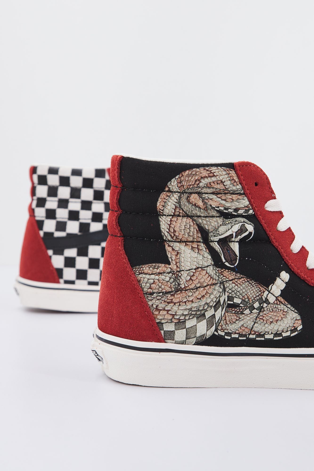 VANS UA SK8-HI en color MARRON (2)