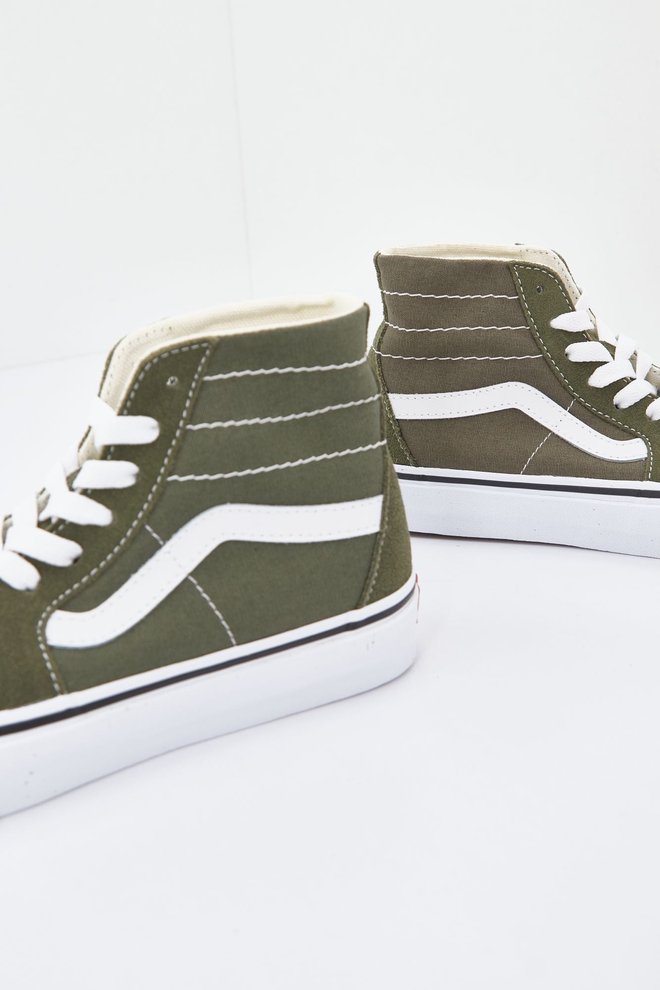 VANS UA SK8-HI en color VERDE (4)
